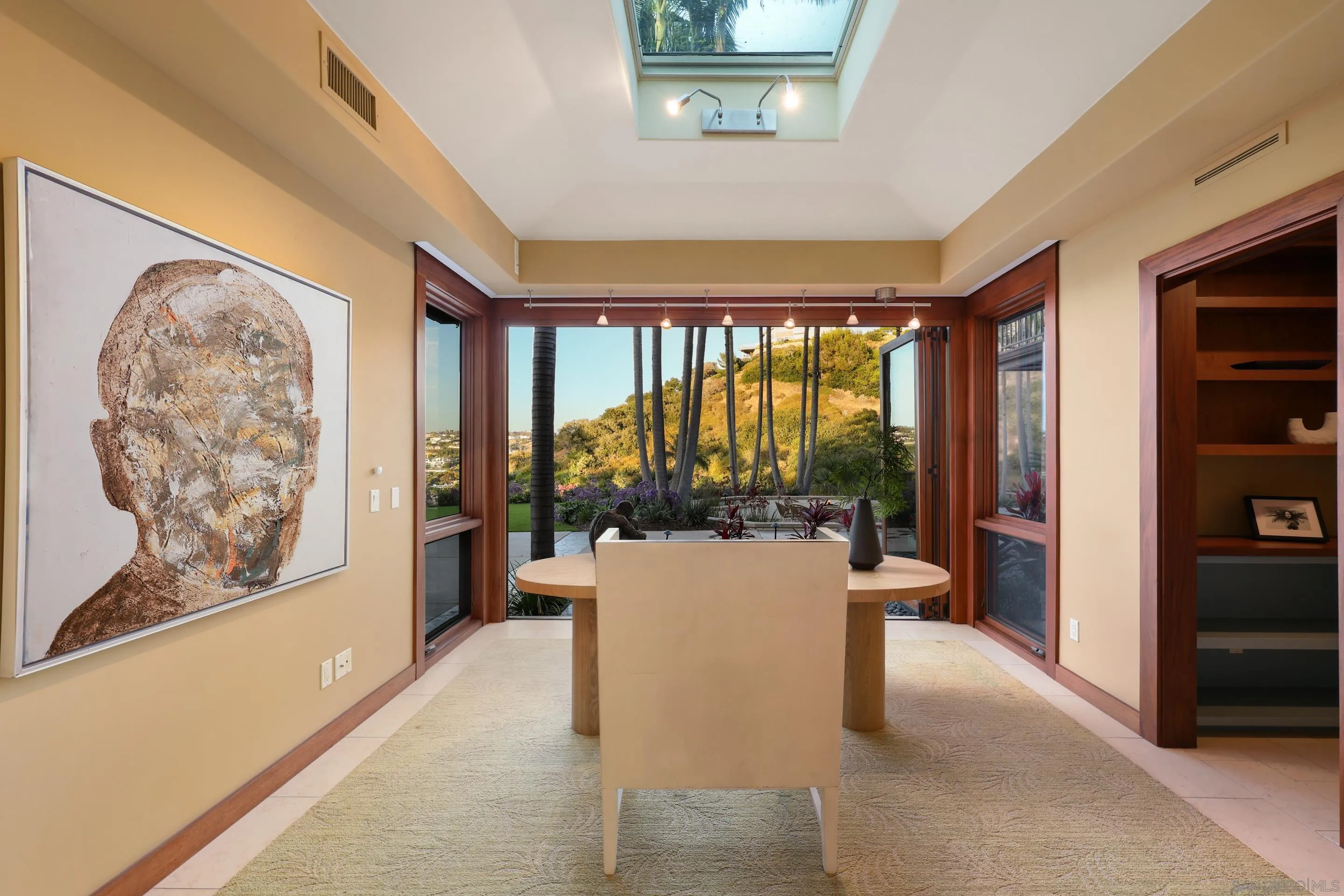 https://cdn.realtyfeed.com/cdn/127/260010673/48c942e9ee9020225e6329ad46e638f5.webp