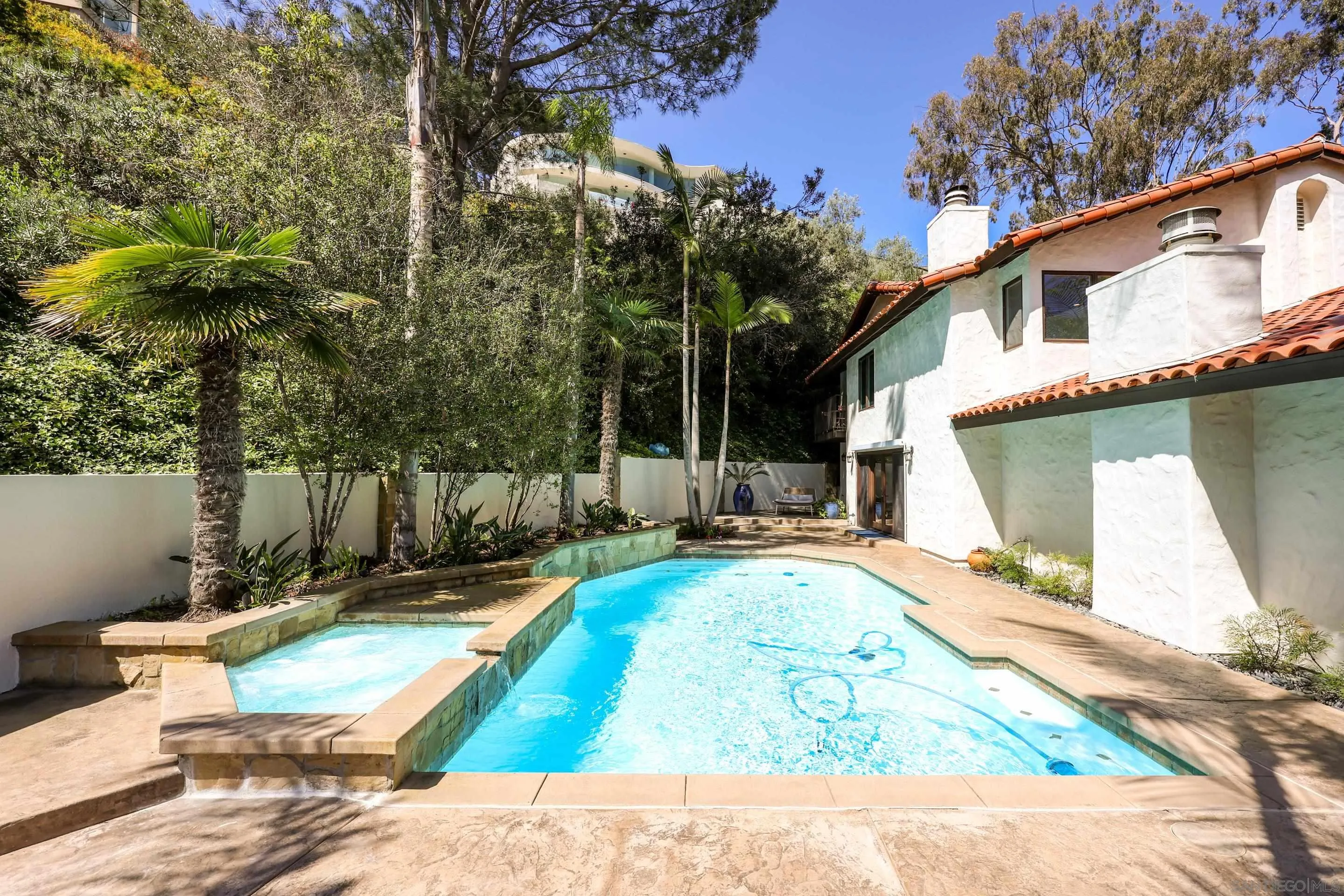 https://cdn.realtyfeed.com/cdn/127/260010673/6dee91df6e0359cdfaf59521bd283aeb.webp
