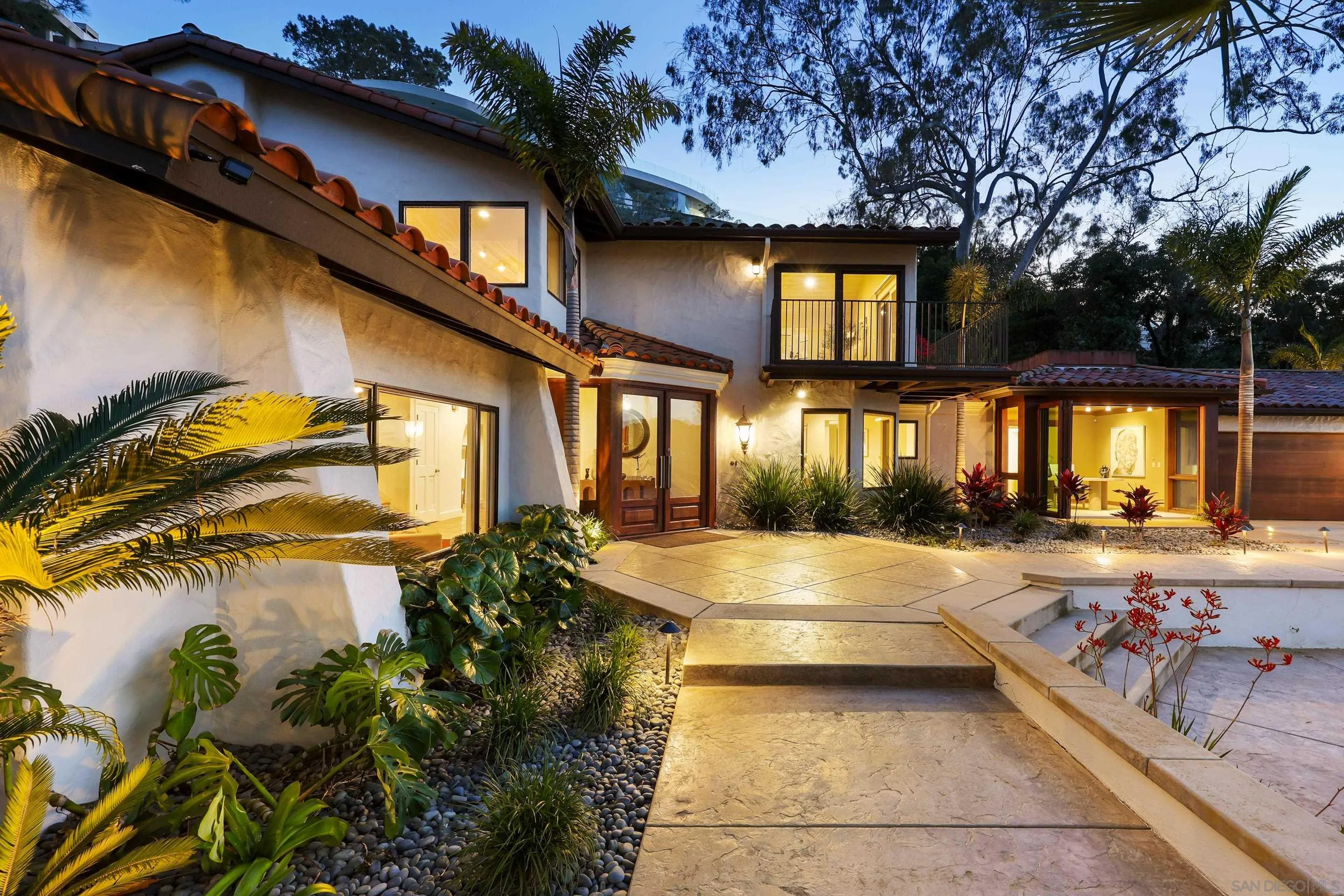 https://cdn.realtyfeed.com/cdn/127/260010673/9285d007c59ca957694f789bb956e159.webp