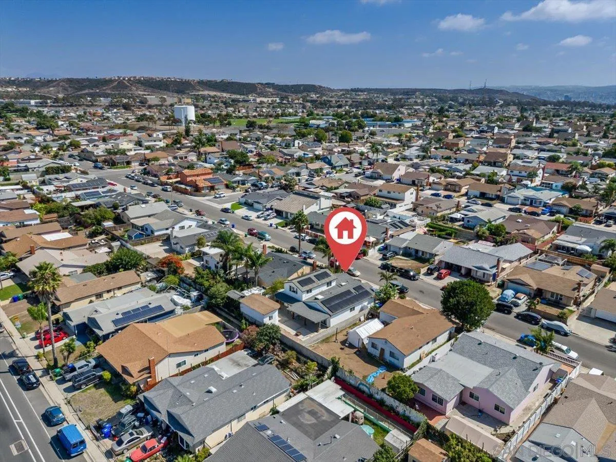 https://cdn.realtyfeed.com/cdn/127/260010675/090a4038da908bdfea4505065fa26677.webp