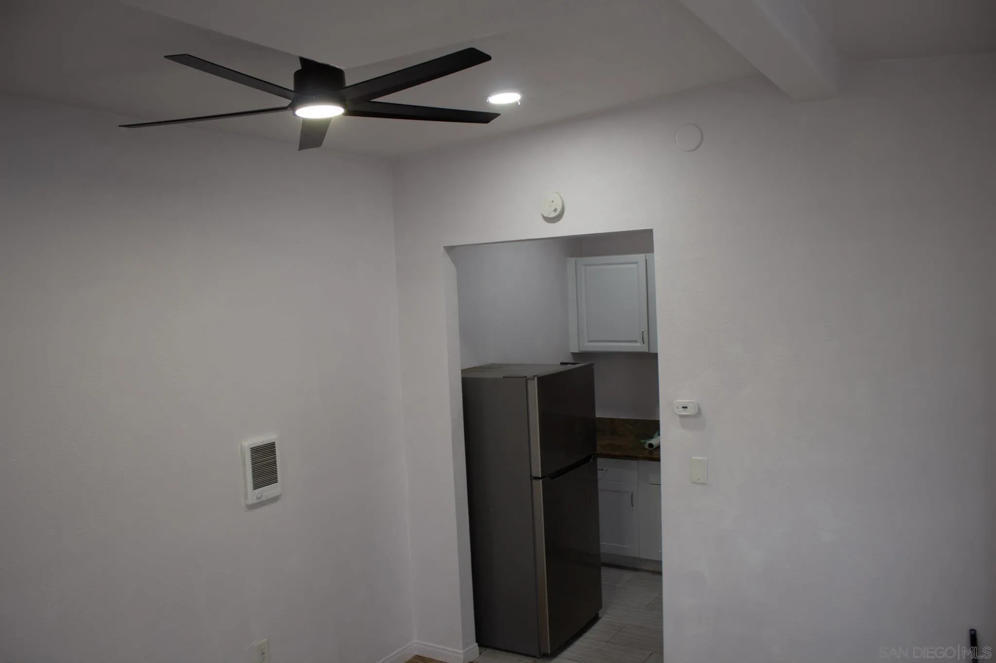 https://cdn.realtyfeed.com/cdn/127/260010675/70cbd6c22e93c378ccab59d851c9f6e1.webp