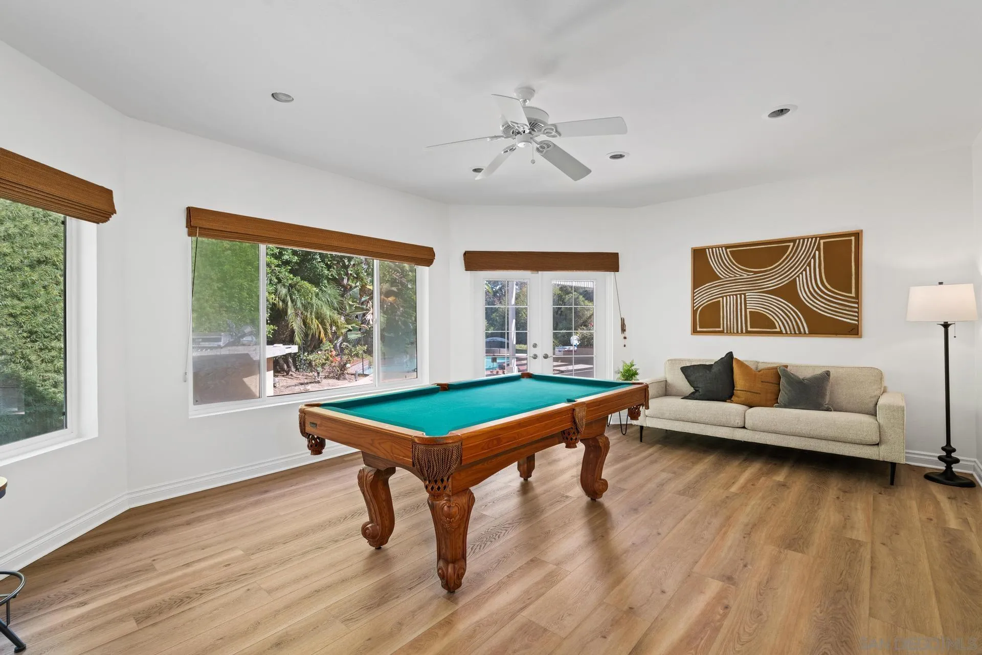 https://cdn.realtyfeed.com/cdn/127/260010677/2918b3b2d2952f2e1da9851f139b094f.webp