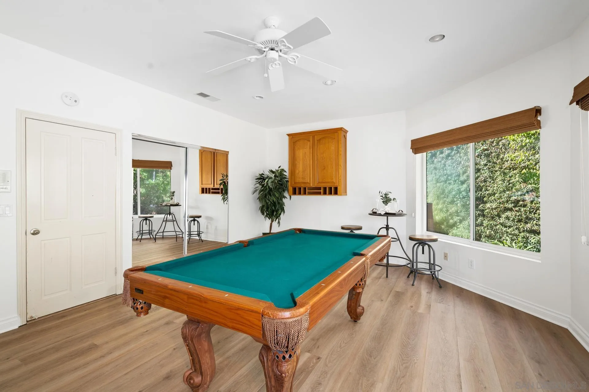 https://cdn.realtyfeed.com/cdn/127/260010677/423e5c1bd1559592caf41e40ad826634.webp