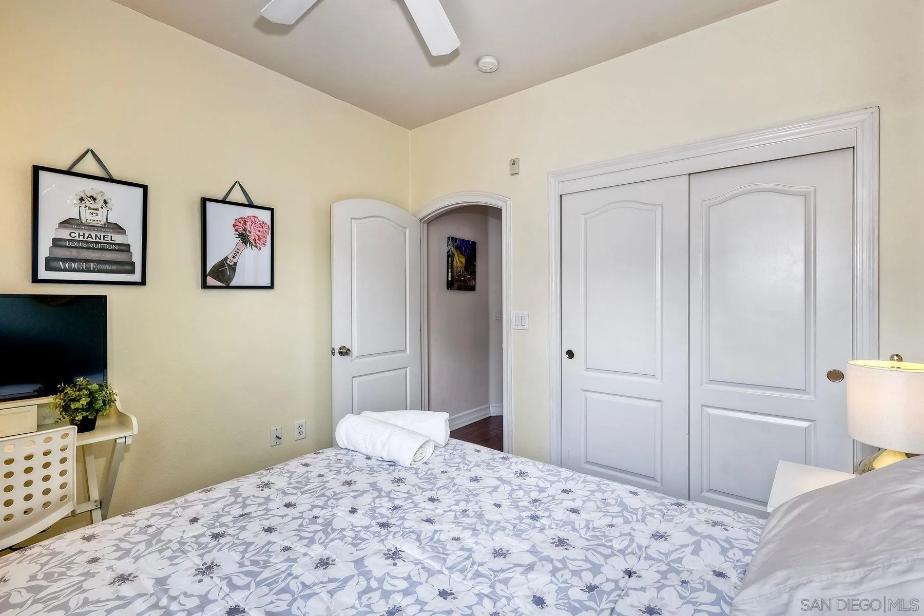 https://cdn.realtyfeed.com/cdn/127/260010680/607d3a8189a04af409bc81fc6437ffb3.webp