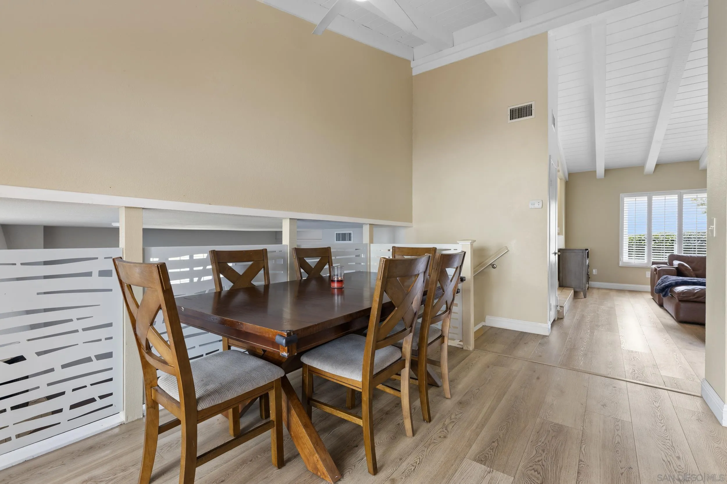Photo #6: 260010692 Listing: Photo #6