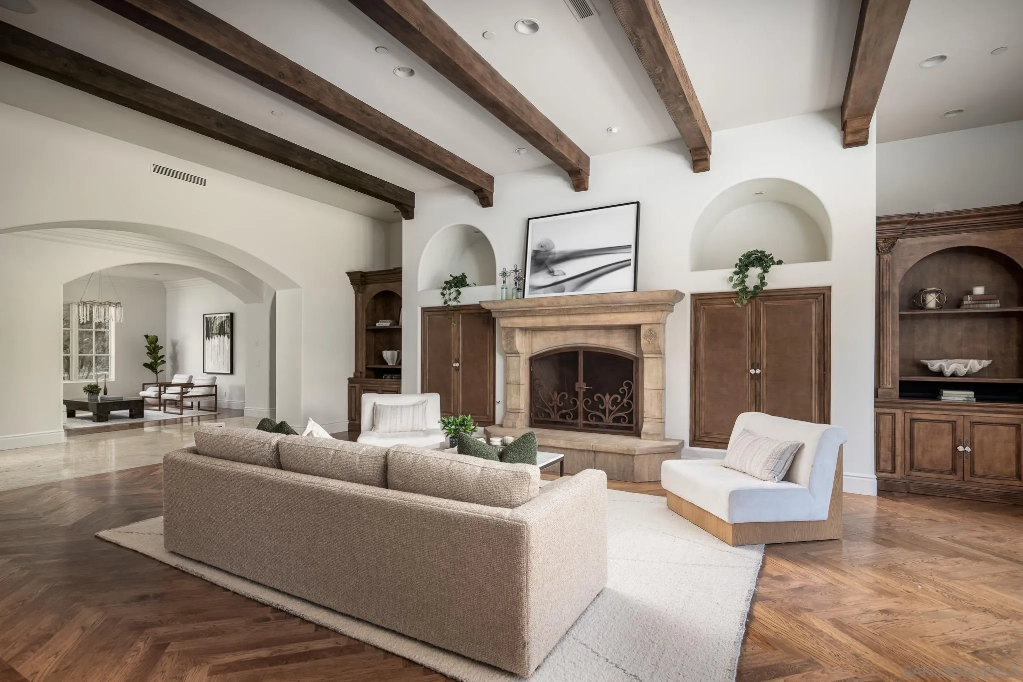 https://cdn.realtyfeed.com/cdn/127/260010695/8e5bcc069bd5b52a769c9deb8a47ff84.webp