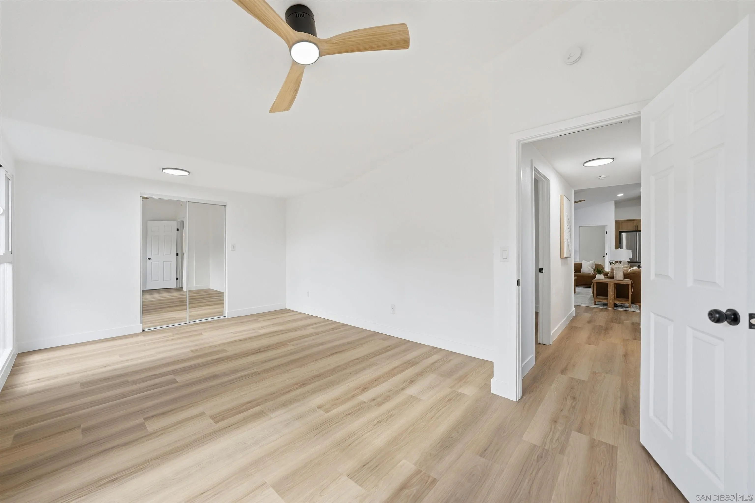 https://cdn.realtyfeed.com/cdn/127/260010697/32d8b7e204853136069e6a32a7d564e5.webp