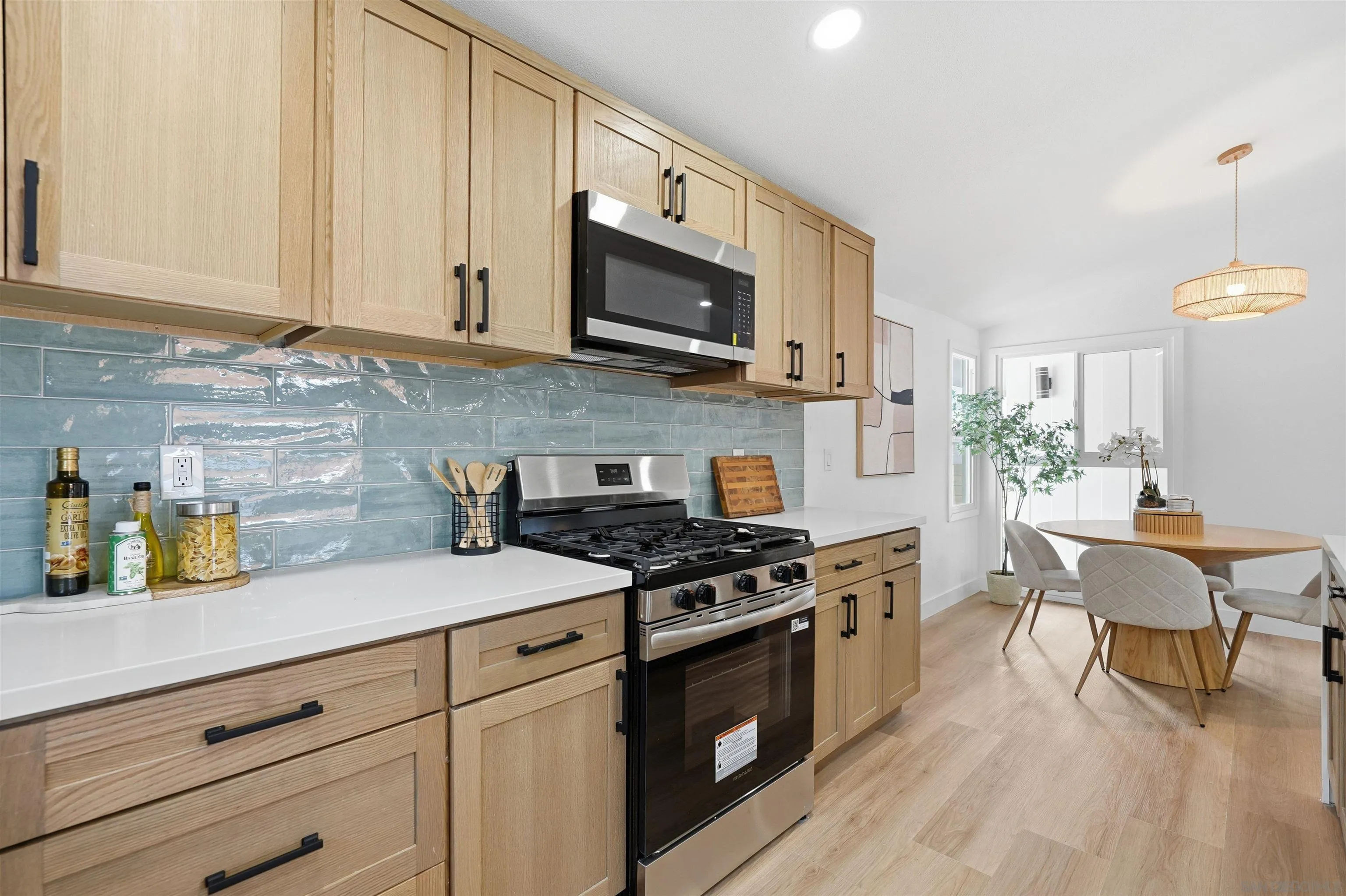 https://cdn.realtyfeed.com/cdn/127/260010697/87cd335aa5e2a267bd78ea31899c7f5b.webp