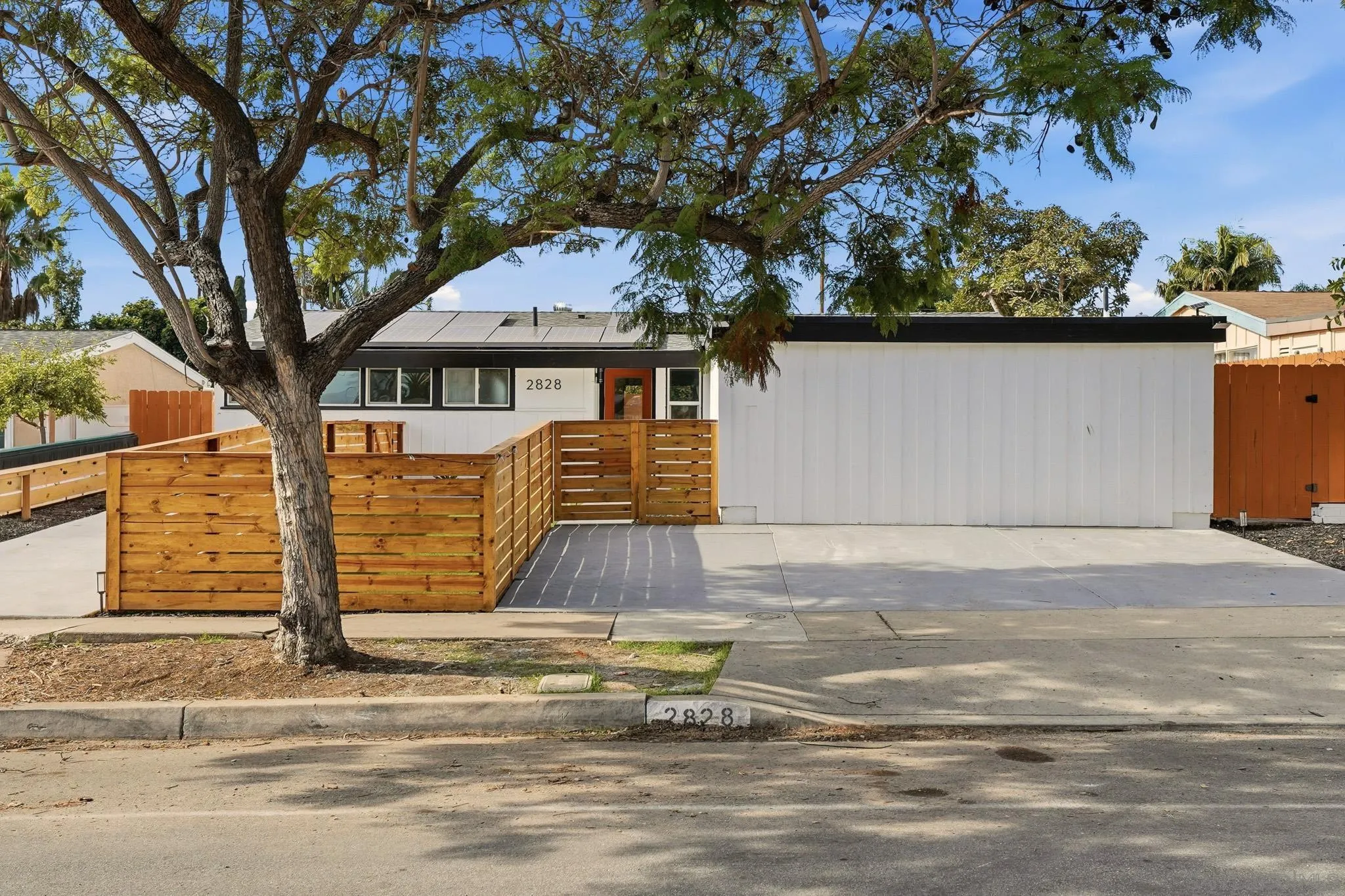 https://cdn.realtyfeed.com/cdn/127/260010697/bd50ae2980c66cd7bfb3425e79fa0462.webp