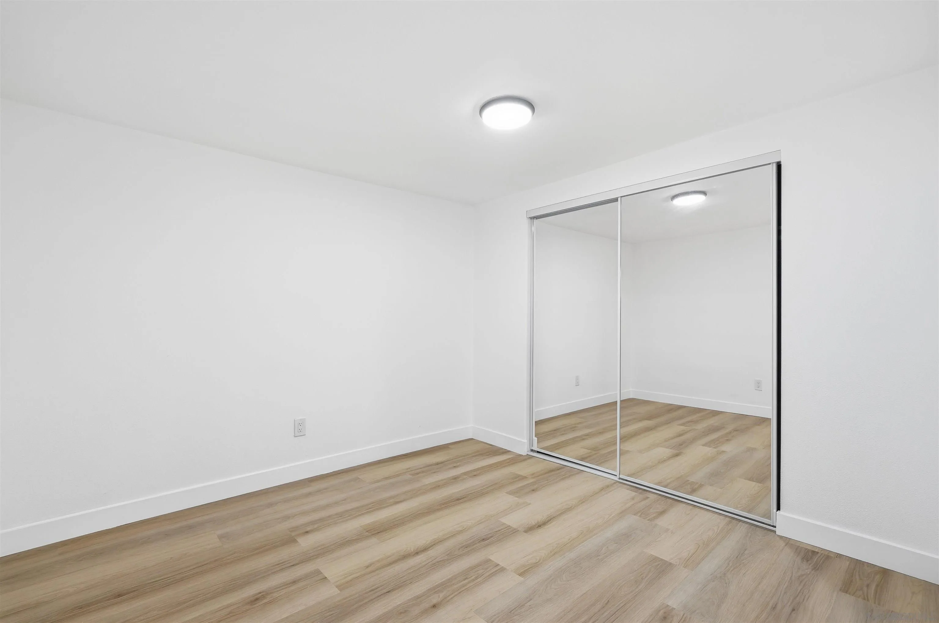 https://cdn.realtyfeed.com/cdn/127/260010697/c6095cc4c6e2b28db8b4f748e34fa40a.webp