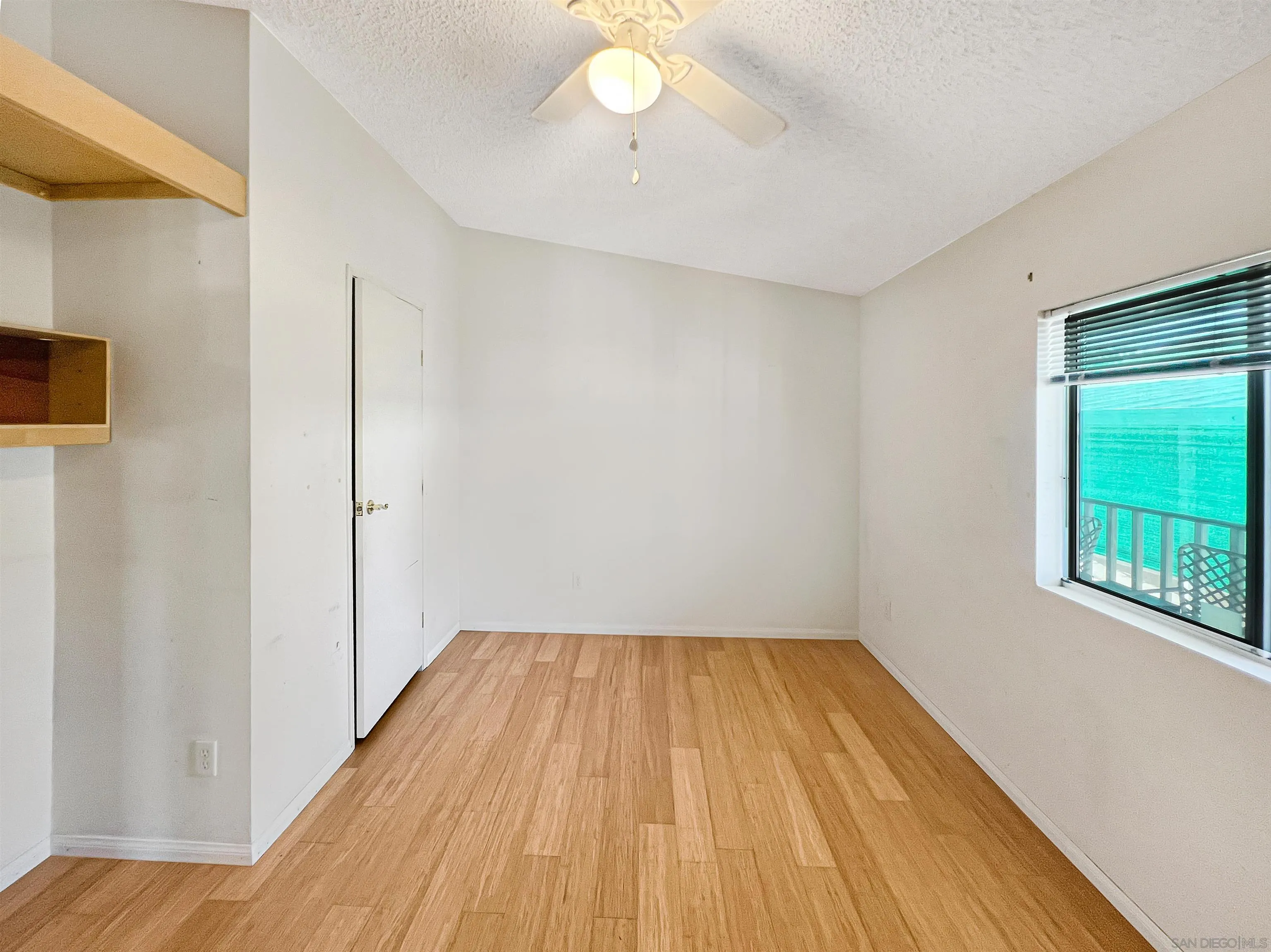 https://cdn.realtyfeed.com/cdn/127/2600107/b98be5e2c671a54212a97bc9025631e3.webp