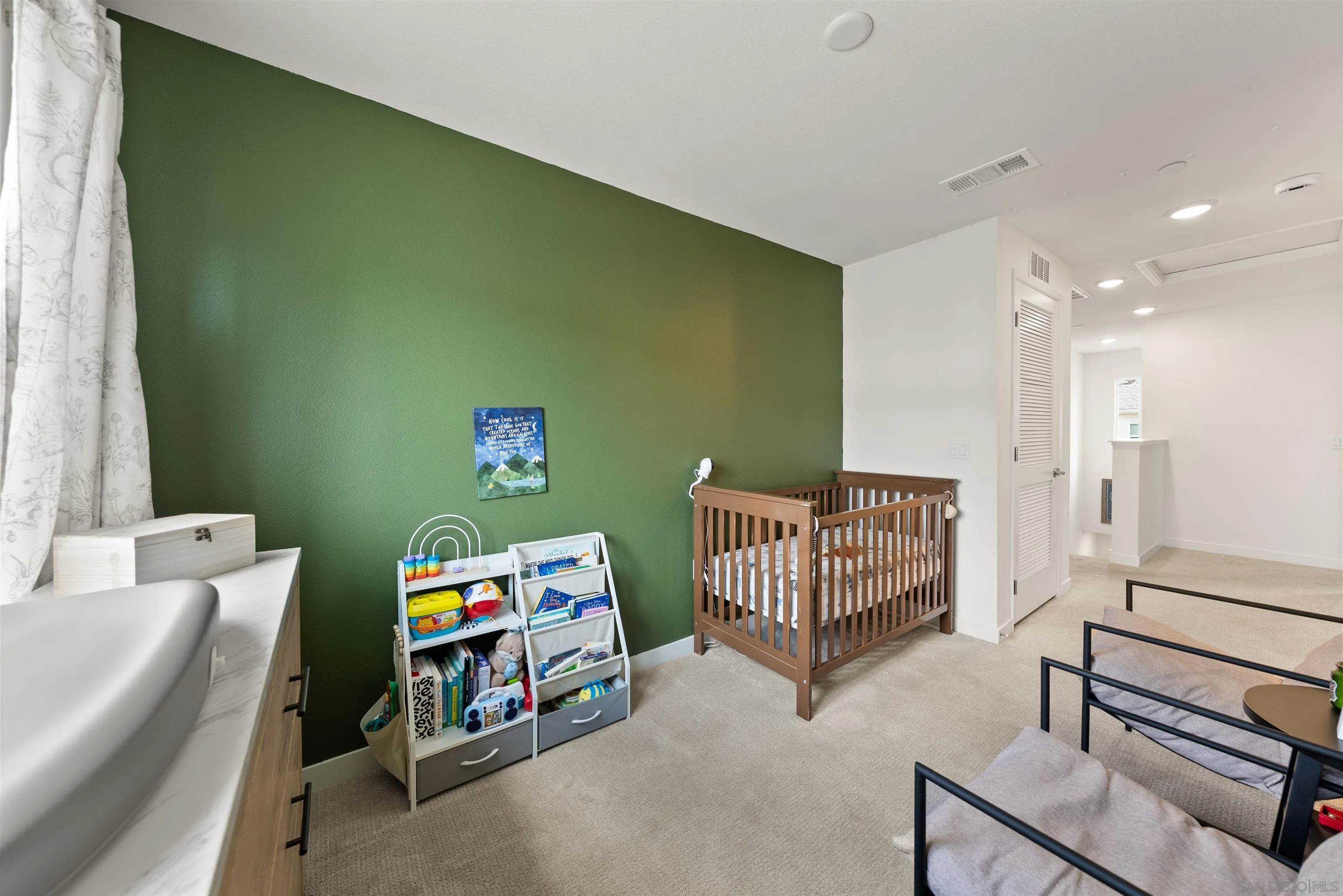 Photo #11: 260010708 Listing: Photo #11