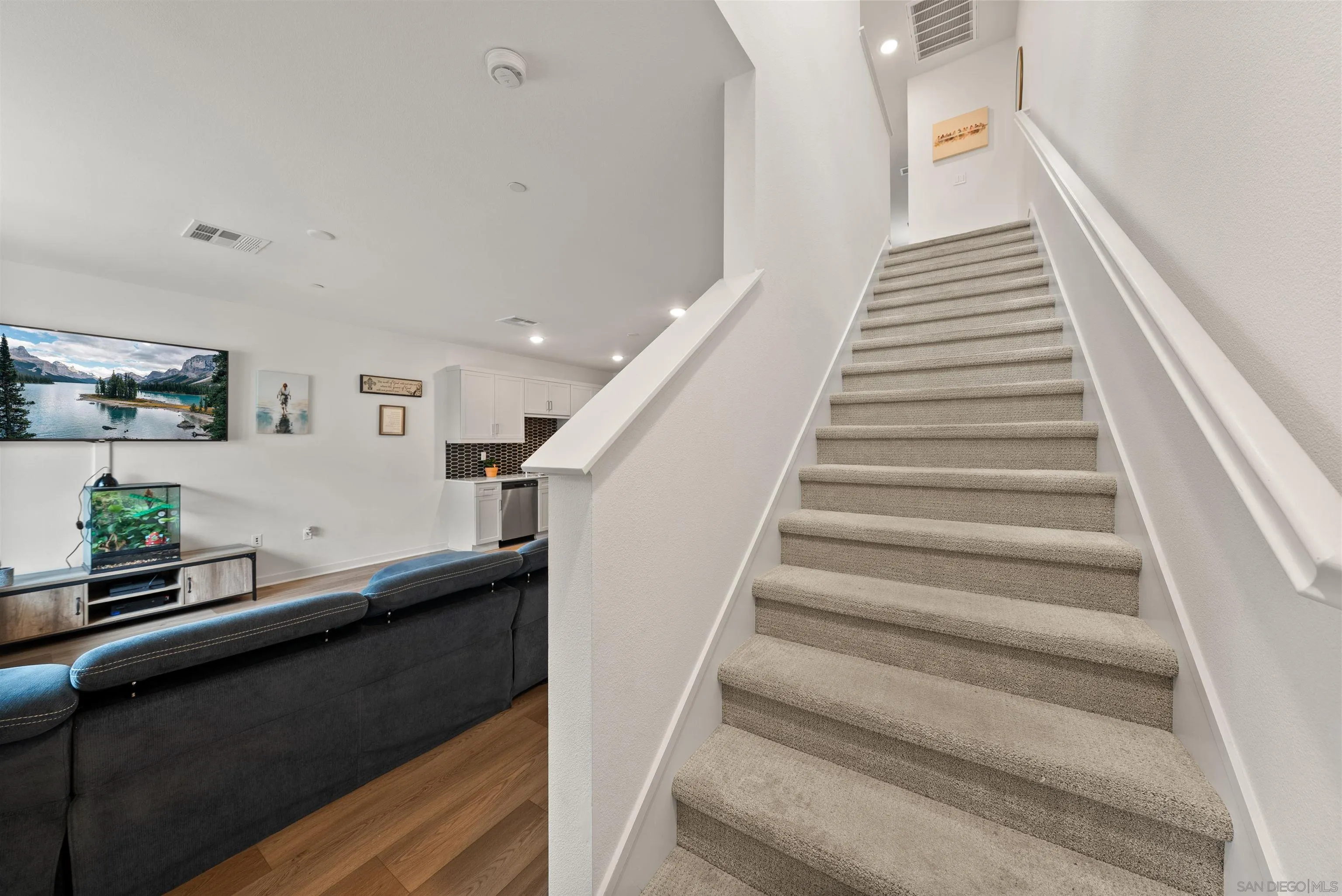Photo #9: 260010708 Listing: Photo #9