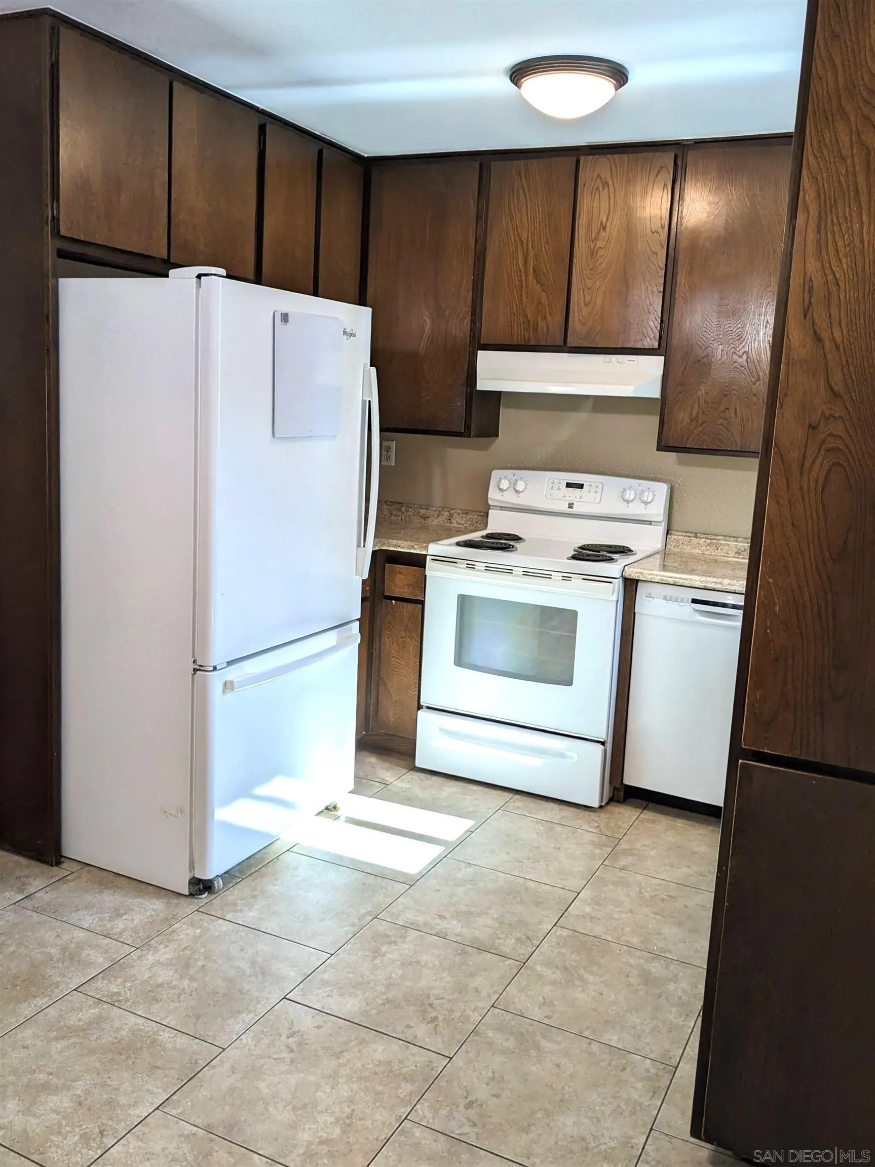 https://cdn.realtyfeed.com/cdn/127/260010710/28ed07ed50a17956dc43ed35f4f2078d.webp