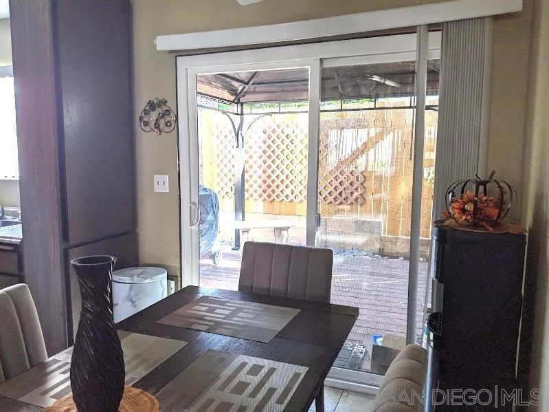 https://cdn.realtyfeed.com/cdn/127/260010710/896ee8eae7b2a4412fcf69cb2a21b2c0.webp