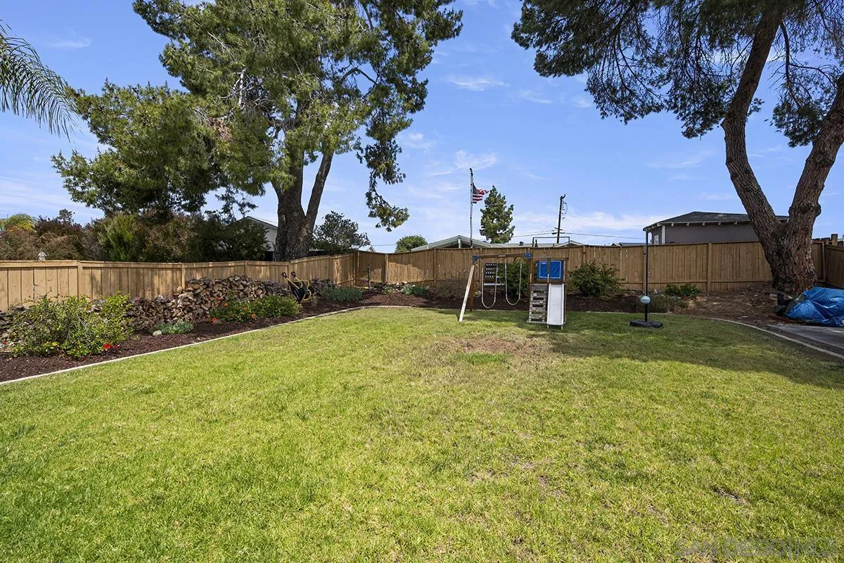 https://cdn.realtyfeed.com/cdn/127/260010711/013ee55ea607f994bcd221596db42d71.webp