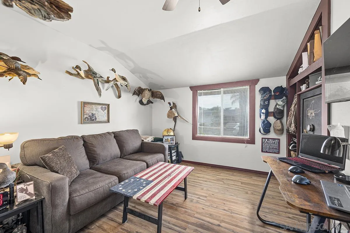 https://cdn.realtyfeed.com/cdn/127/260010711/0425950cbb56d818a45833b5914b8564.webp