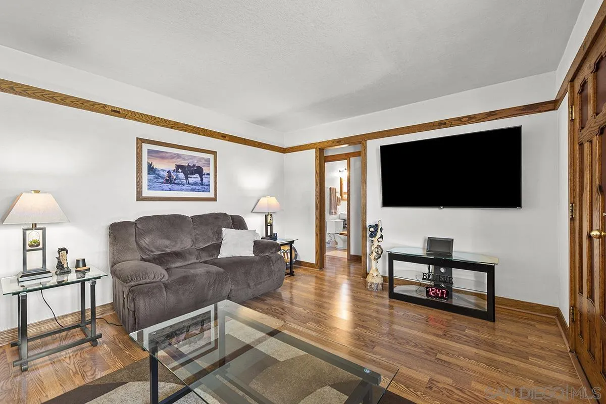https://cdn.realtyfeed.com/cdn/127/260010711/a69570cb08c1985b4c4fbc434da498fe.webp