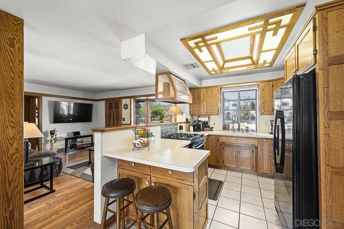 https://cdn.realtyfeed.com/cdn/127/260010711/ed7bb77839742020352bbe89133ce0f0.webp