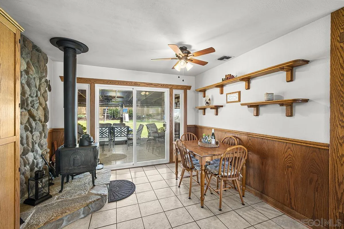https://cdn.realtyfeed.com/cdn/127/260010711/f6e5e62e7d4d43fa43716e0005553d28.webp