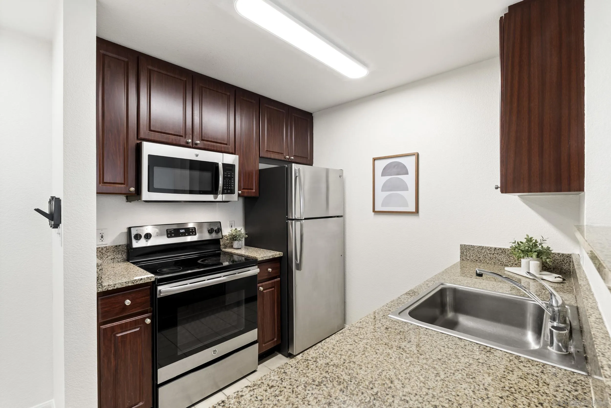 Photo #9: 260010712 Listing: Photo #9