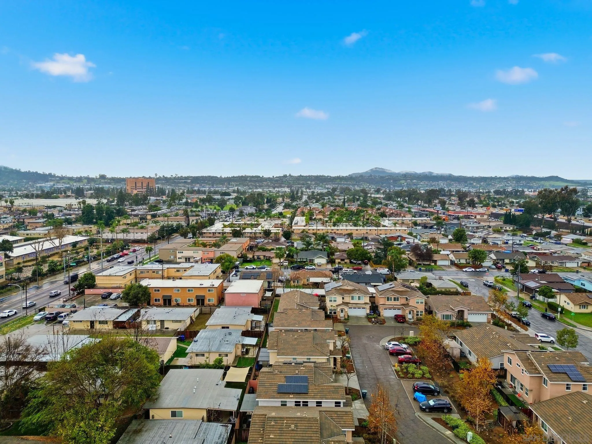 https://cdn.realtyfeed.com/cdn/127/260010721/5e57f3f9aa65df506dbb6d867b465807.webp
