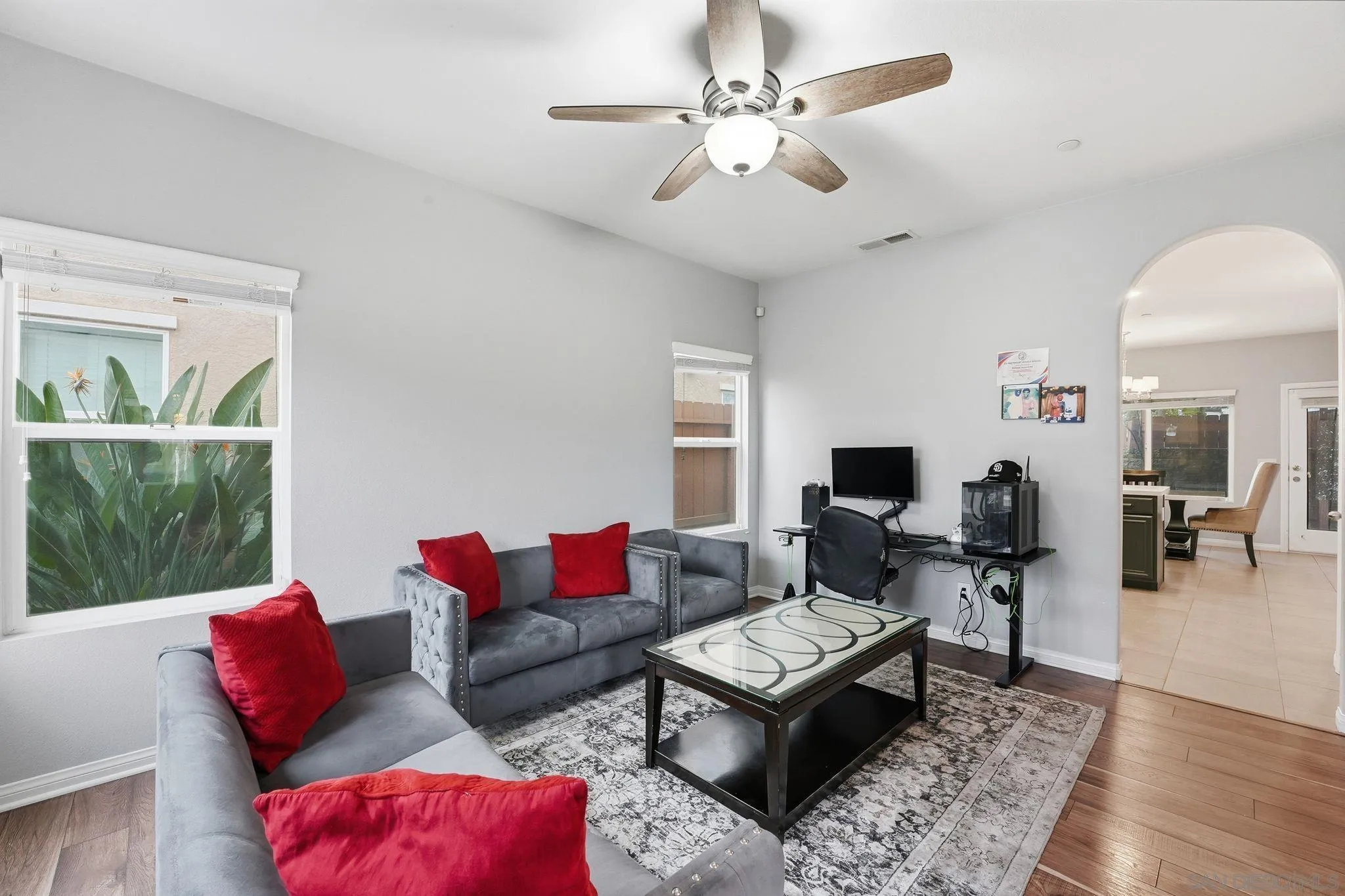 https://cdn.realtyfeed.com/cdn/127/260010721/c94d27bdd6c622d7fc1729bd0968d19e.webp