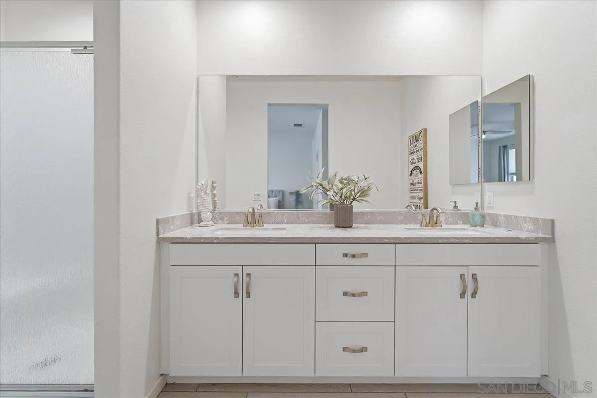 https://cdn.realtyfeed.com/cdn/127/260010723/4f88ebf737a55a67af693720f42e892d.webp