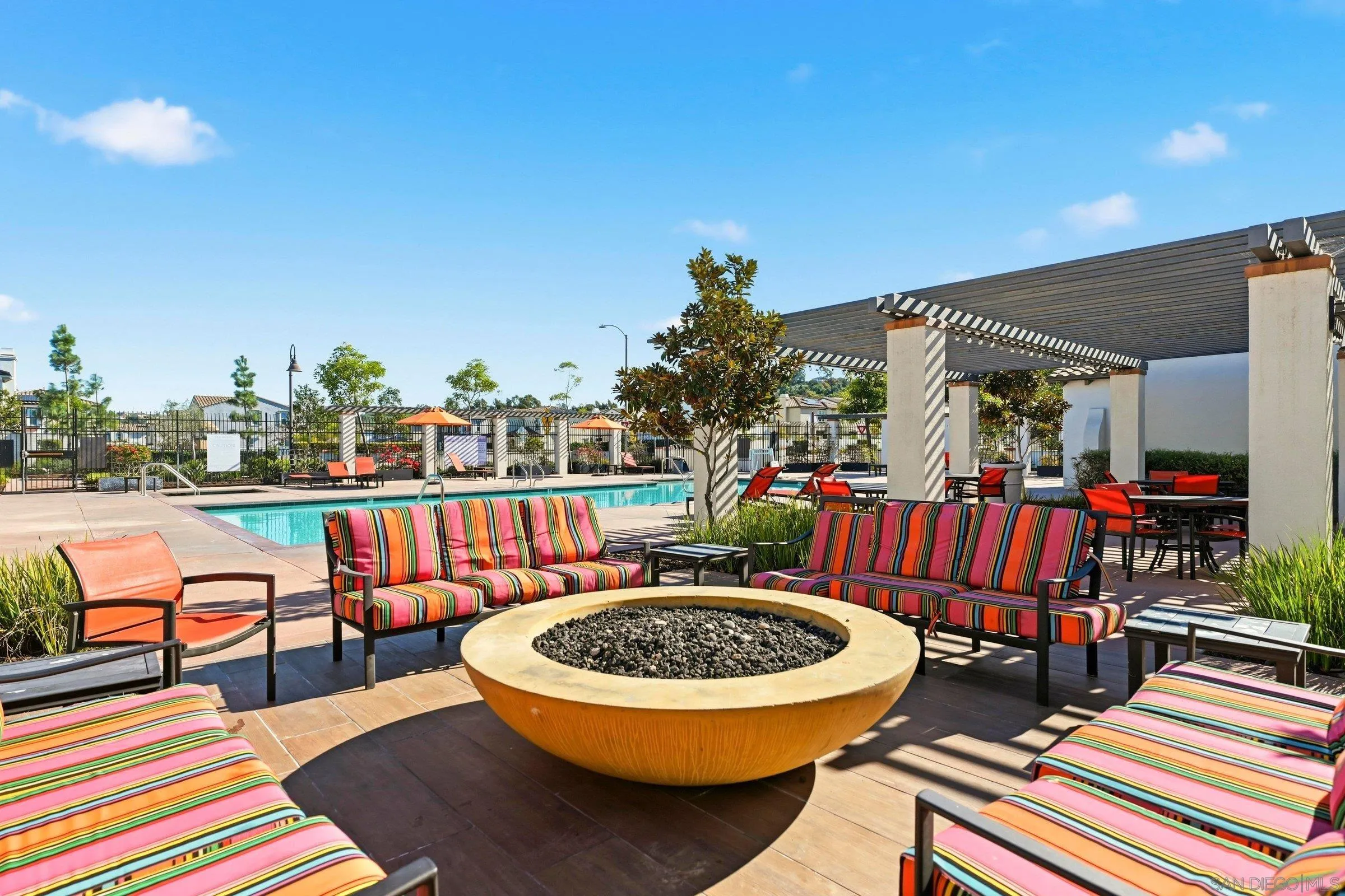 https://cdn.realtyfeed.com/cdn/127/260010723/7a1c8762ae829013d81e0e7b8bf97344.webp