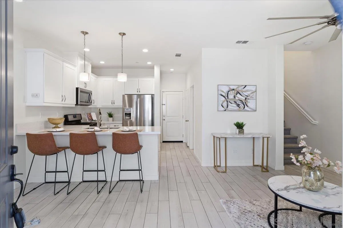 https://cdn.realtyfeed.com/cdn/127/260010723/7c02b02f520f82633521d2e609463782.webp