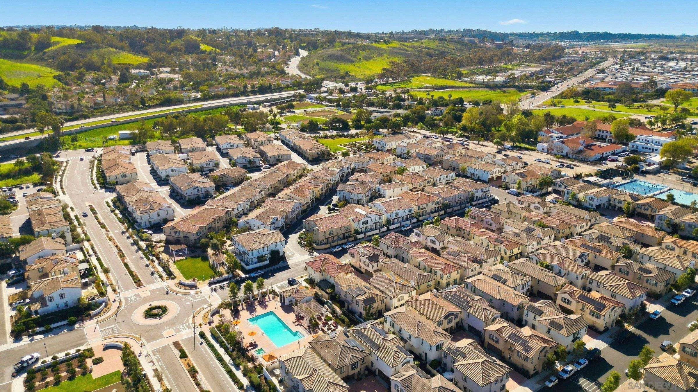 https://cdn.realtyfeed.com/cdn/127/260010723/b4149fdc9fc17d6c49cc2b00728ffdca.webp