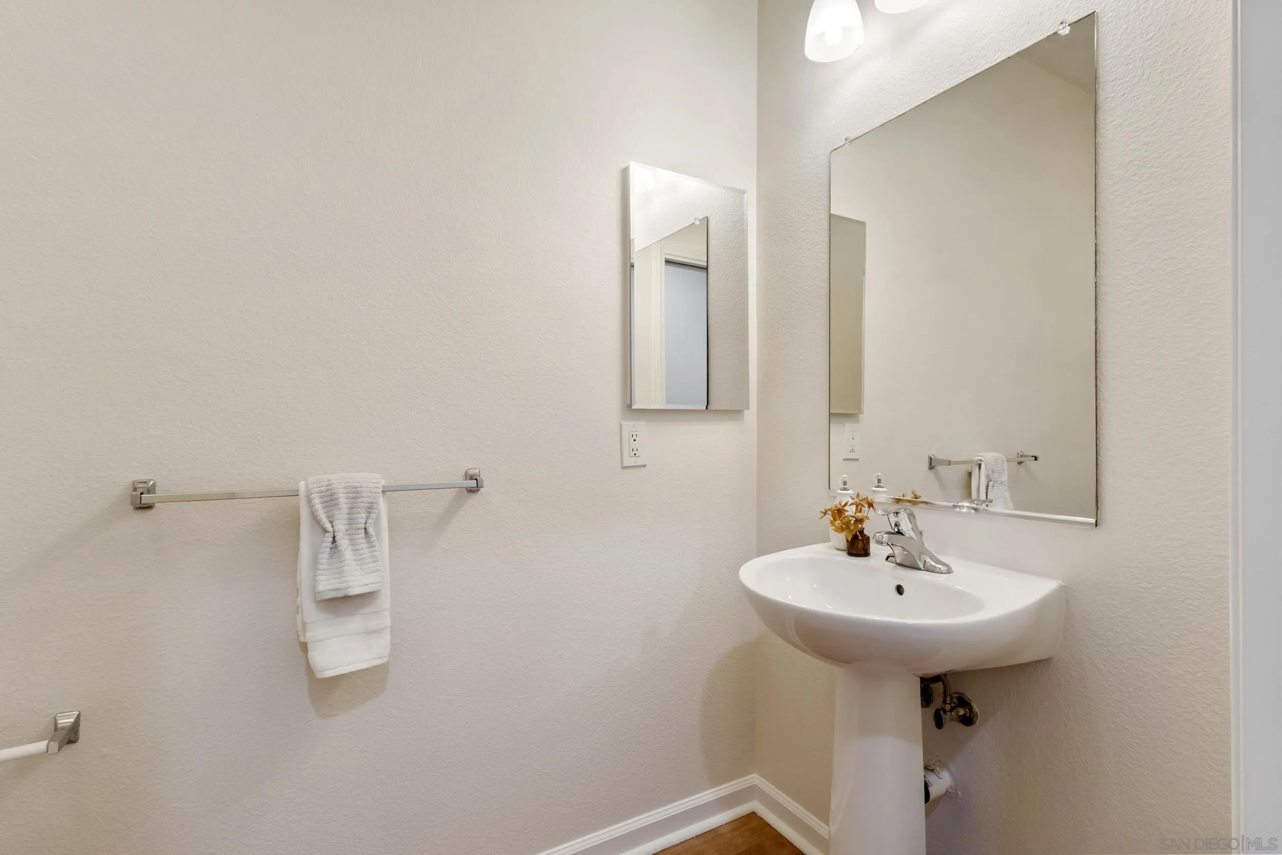 Photo #24: 260010724 Listing: Photo #24