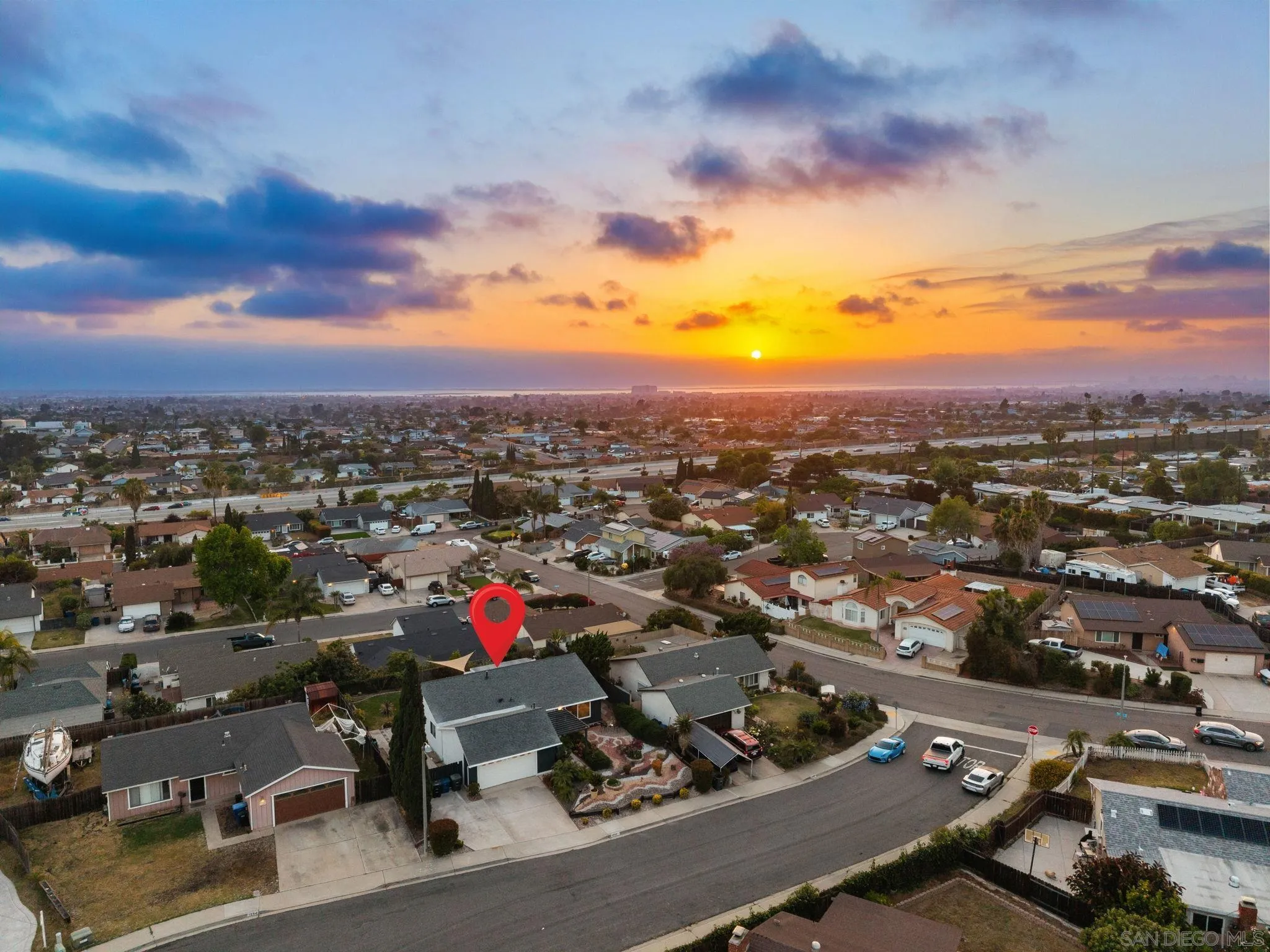 https://cdn.realtyfeed.com/cdn/127/260010726/748576cda2e7d3b86345bedd8008a17a.webp