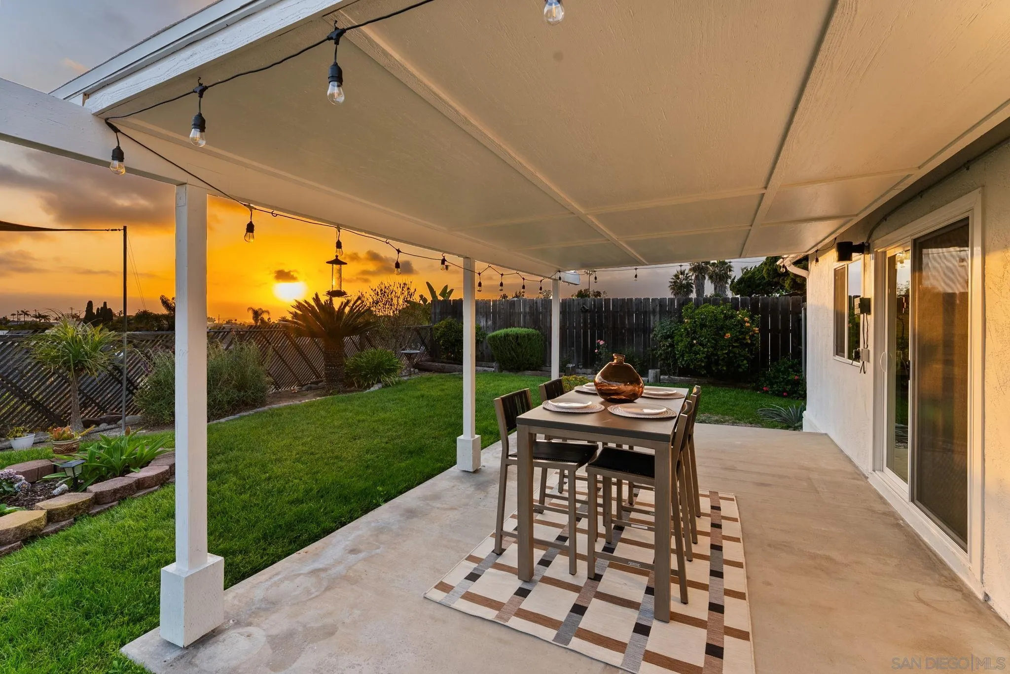 https://cdn.realtyfeed.com/cdn/127/260010726/e4aa335a71d7942bfbcd33e4f7674565.webp