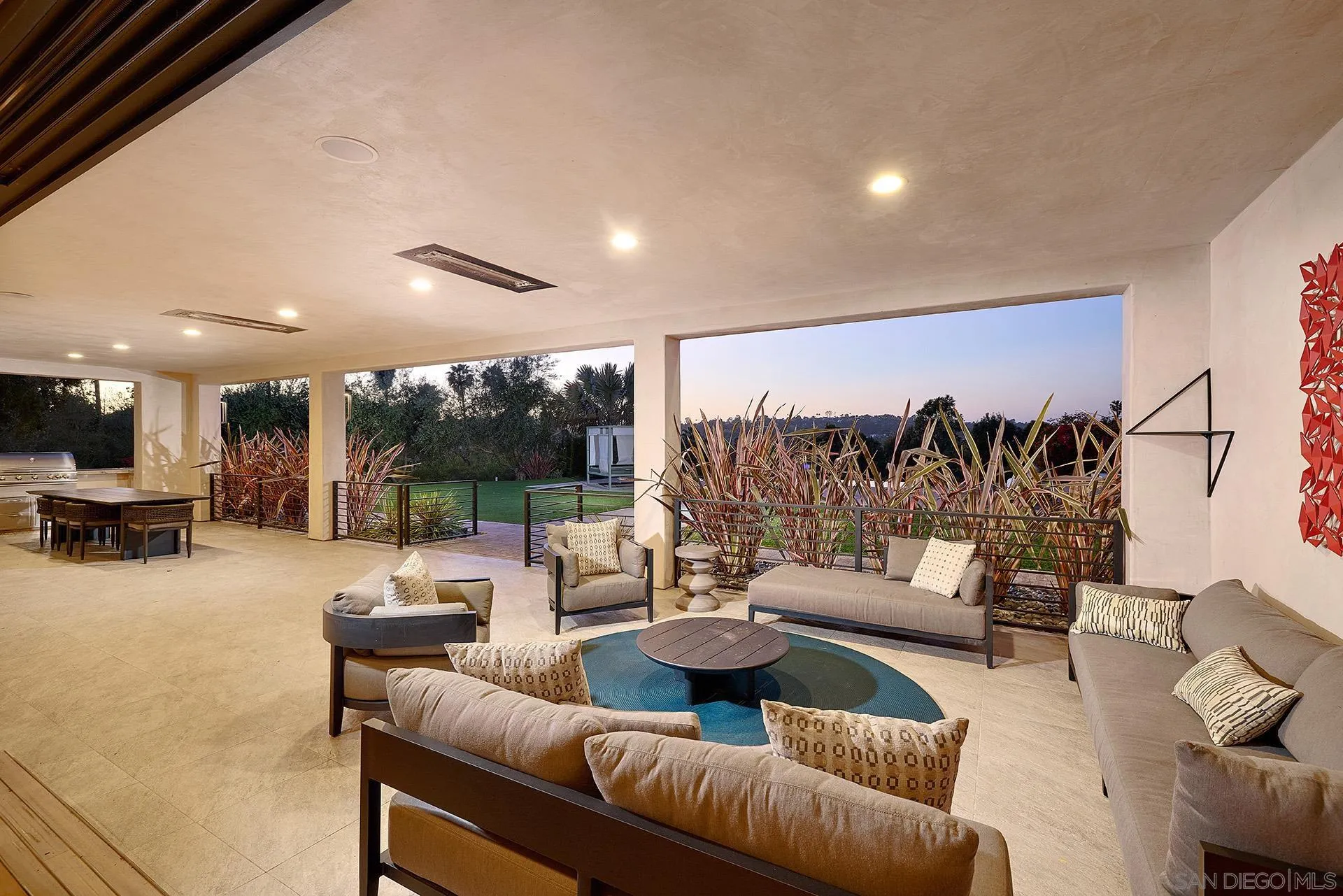 https://cdn.realtyfeed.com/cdn/127/260010727/0d97c0ac7c3a05b05013a560490eaba1.webp
