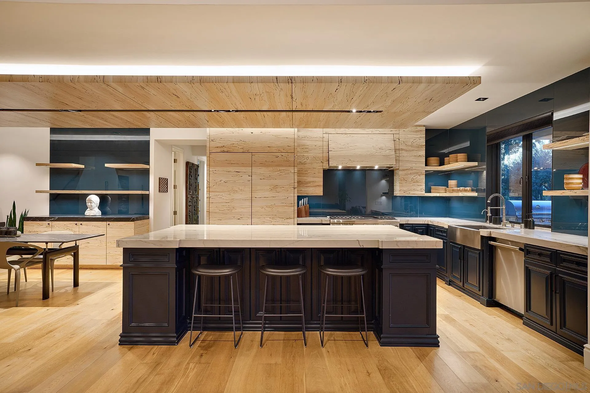 https://cdn.realtyfeed.com/cdn/127/260010727/fed5bebc90b87d330c68e68997ea543b.webp