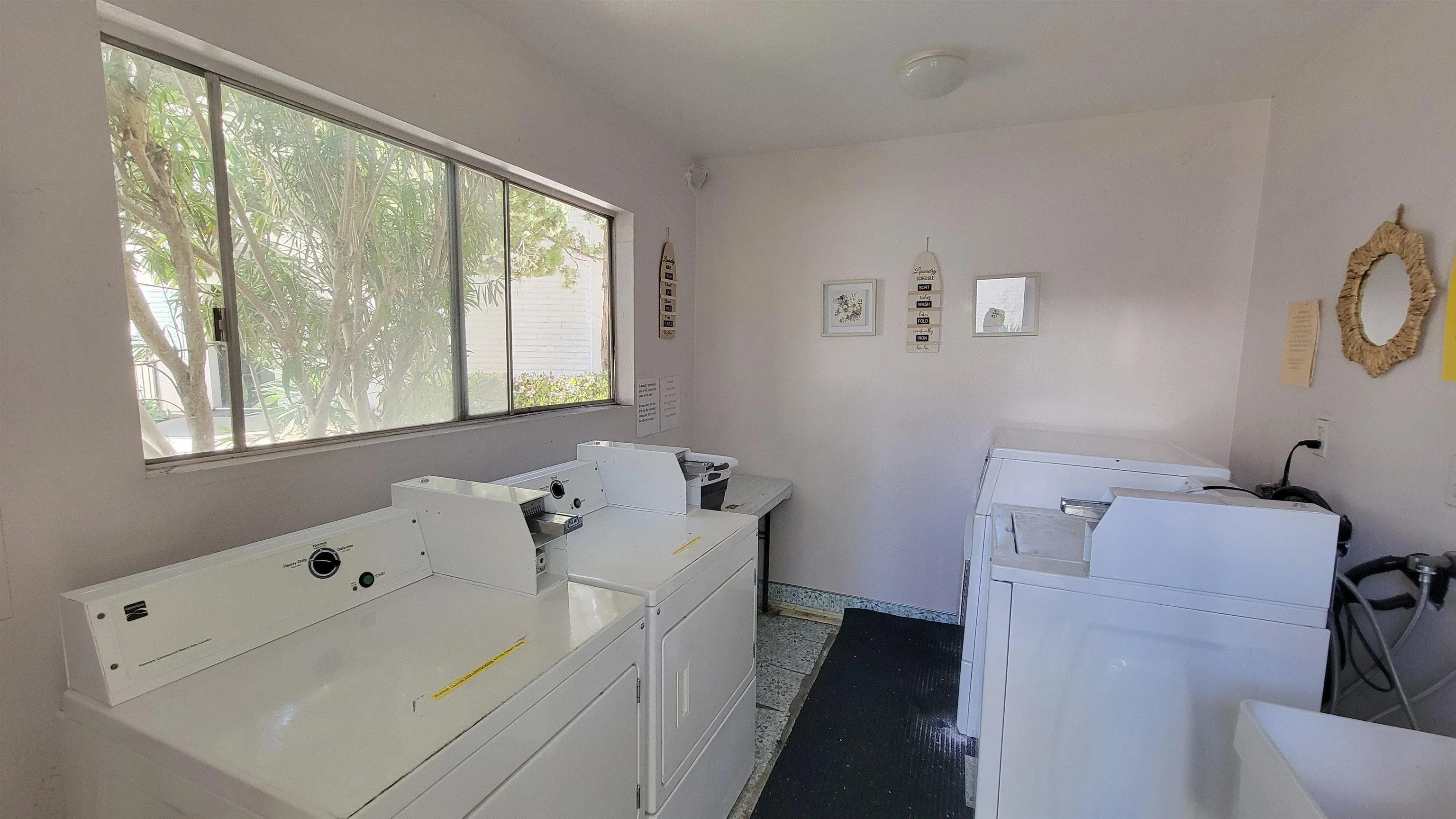 https://cdn.realtyfeed.com/cdn/127/260010728/39234736da46998ff78441a548aeeb50.webp