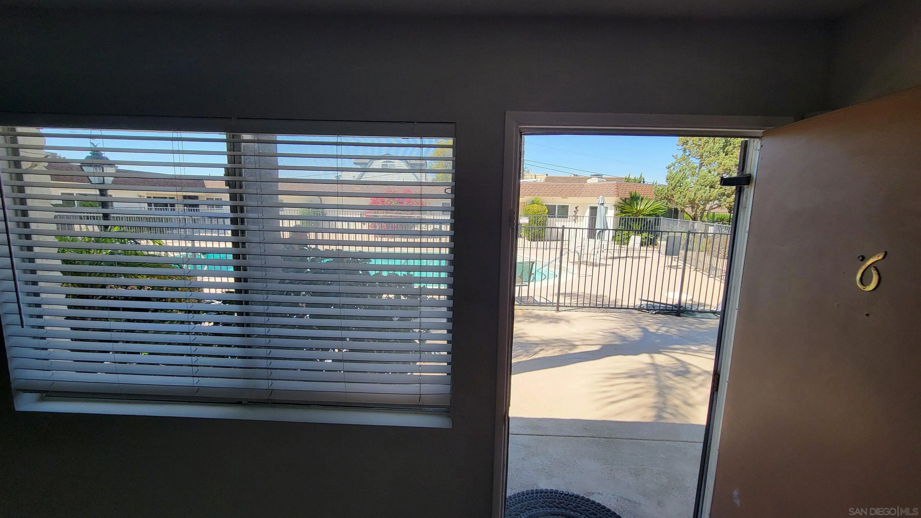 https://cdn.realtyfeed.com/cdn/127/260010728/cd1744a7628b0661a3e2fb0dcc019bb1.webp