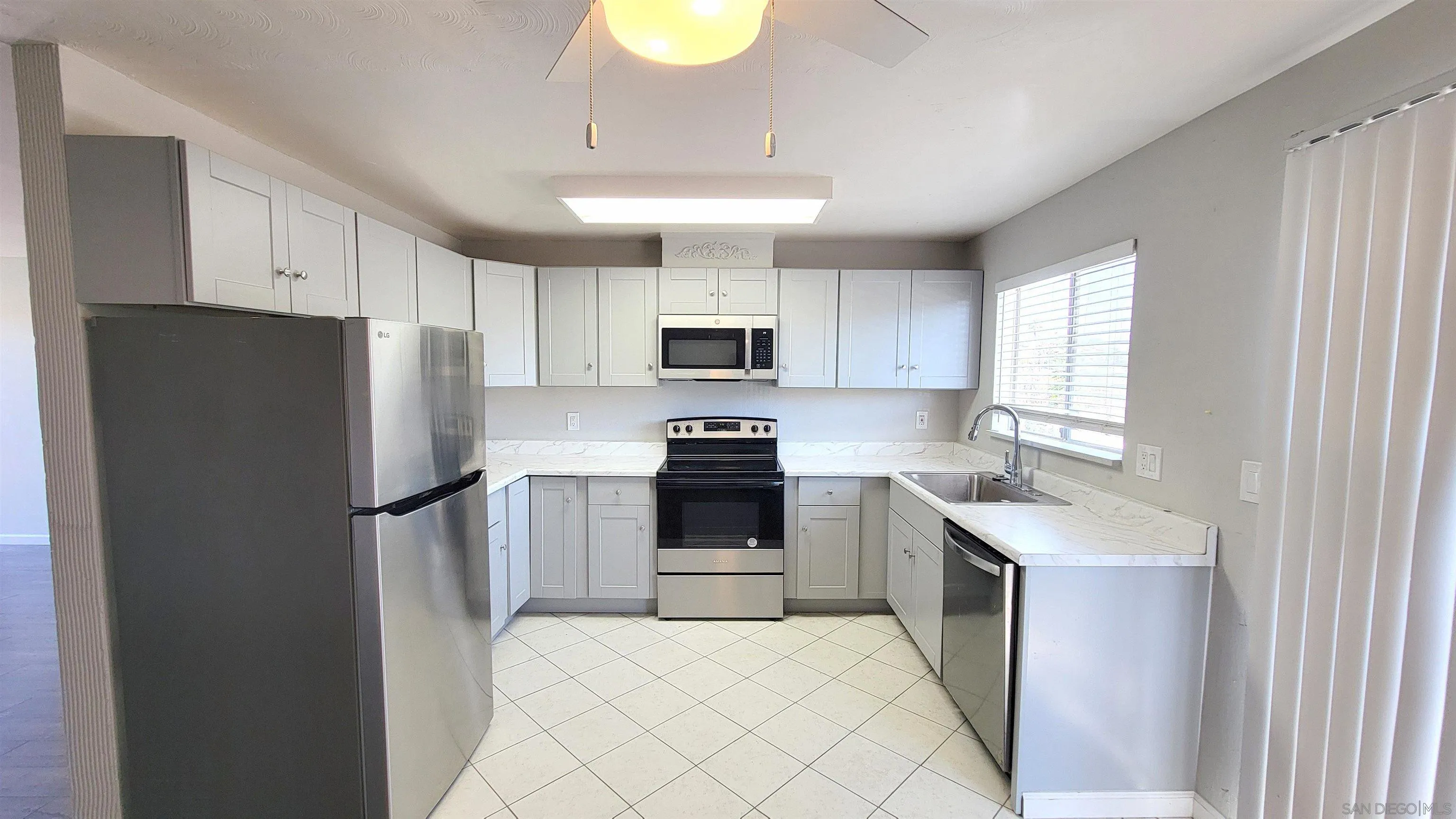 https://cdn.realtyfeed.com/cdn/127/260010728/d86f80c24327e050b3f6c590111cbaf8.webp