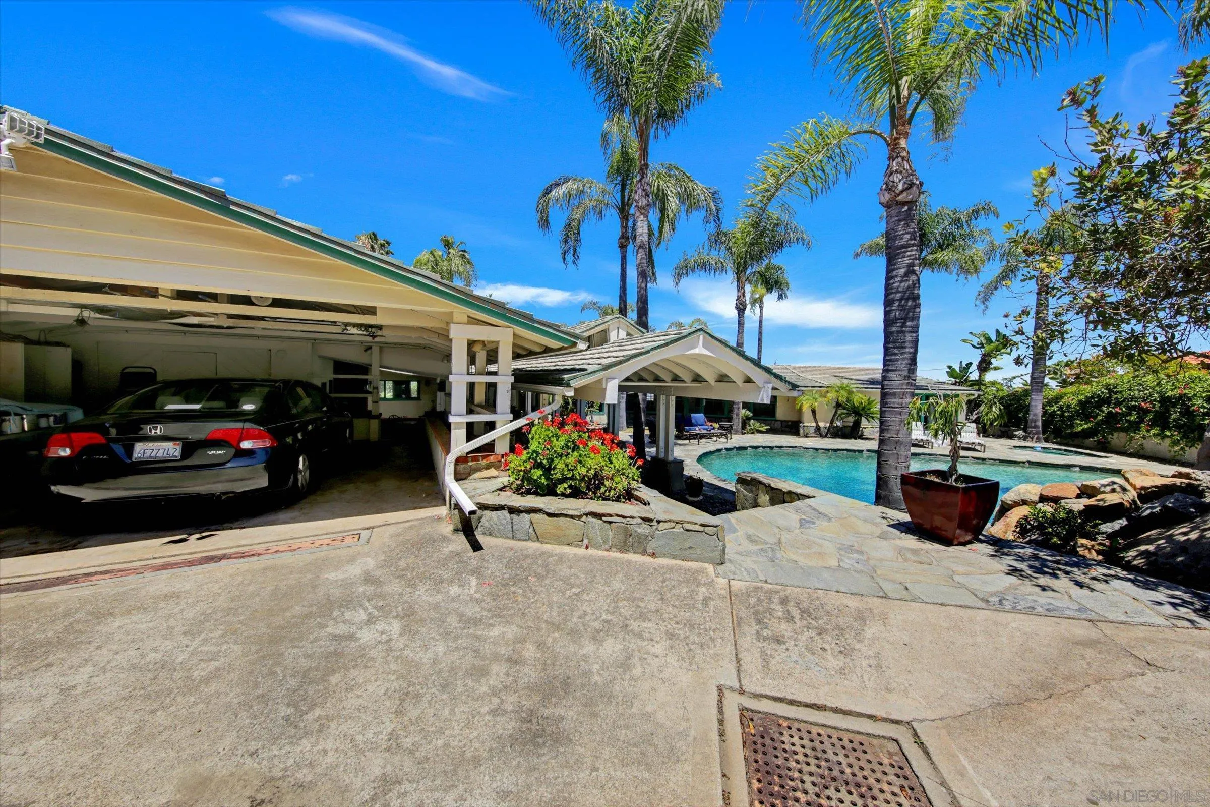 https://cdn.realtyfeed.com/cdn/127/260010729/54d9fdc464cd1a609159945ecb0faf5e.webp