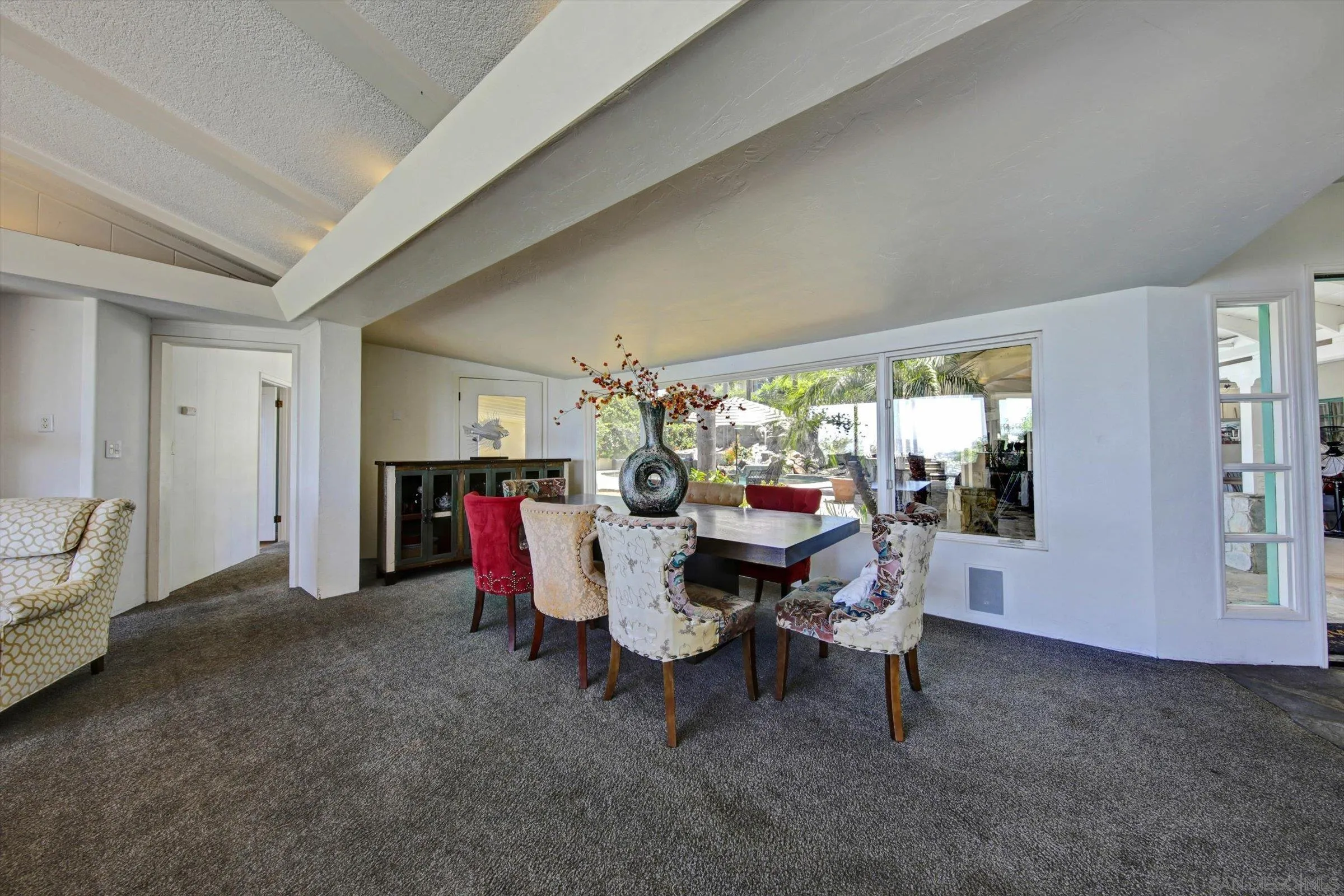https://cdn.realtyfeed.com/cdn/127/260010729/ccca8c1f87703f77fb09d5ba3429410d.webp