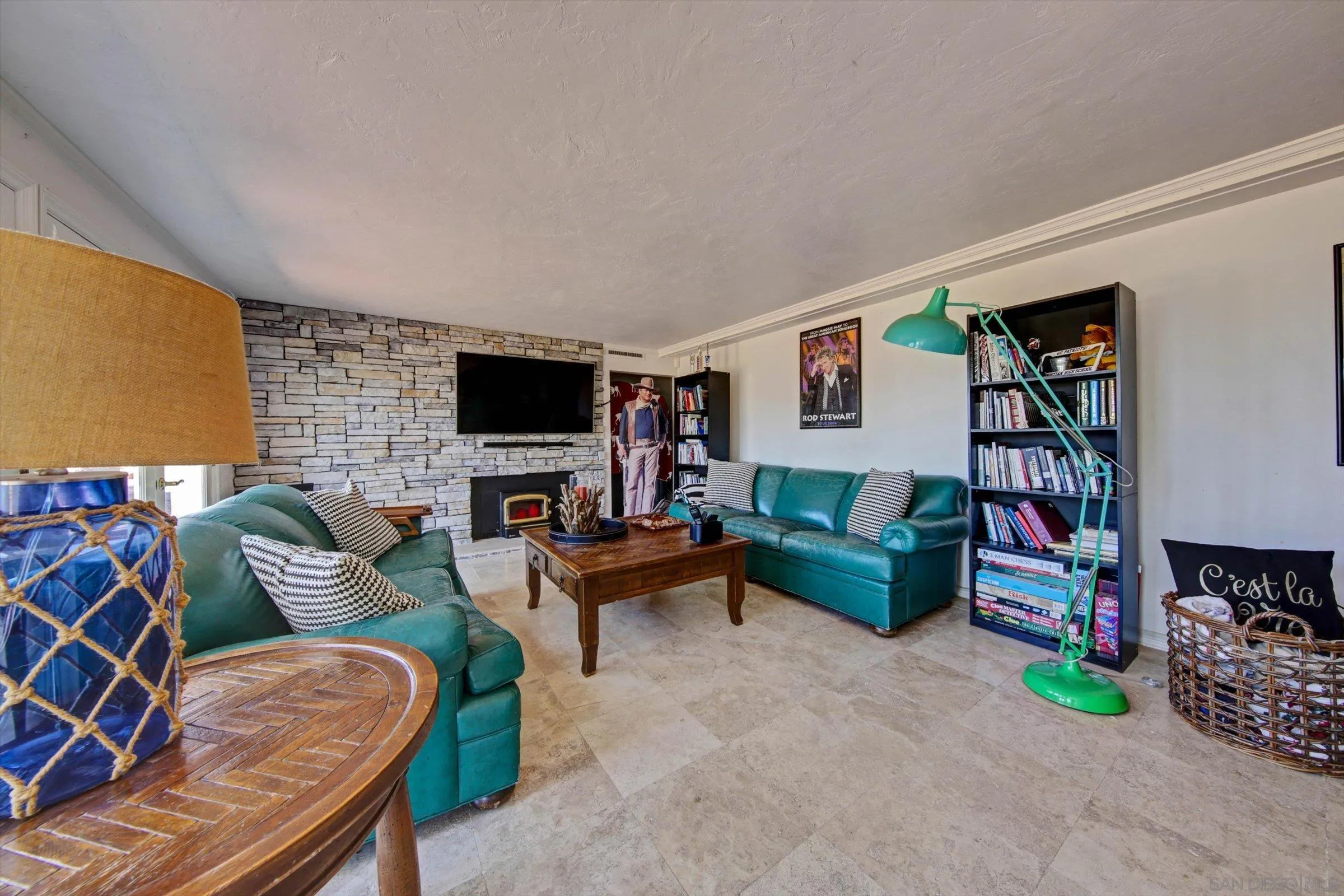 https://cdn.realtyfeed.com/cdn/127/260010729/fa64c123ba8bddd585d7cf6bb2c1e6a4.webp