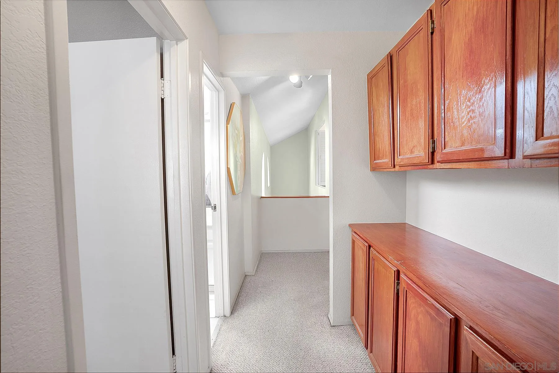 https://cdn.realtyfeed.com/cdn/127/260010730/5bcba576f8c2997edbcc722f55280cdf.webp