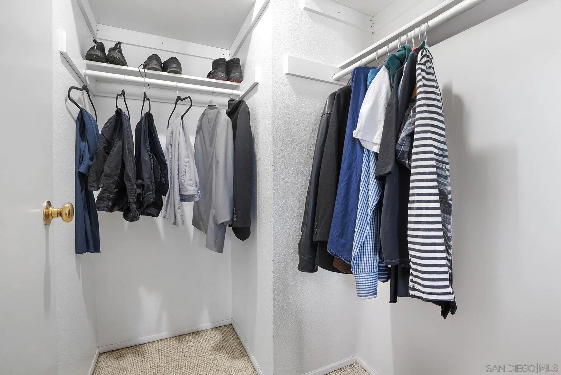 https://cdn.realtyfeed.com/cdn/127/260010730/d31a3d413e5767a6554acd32d612e698.webp