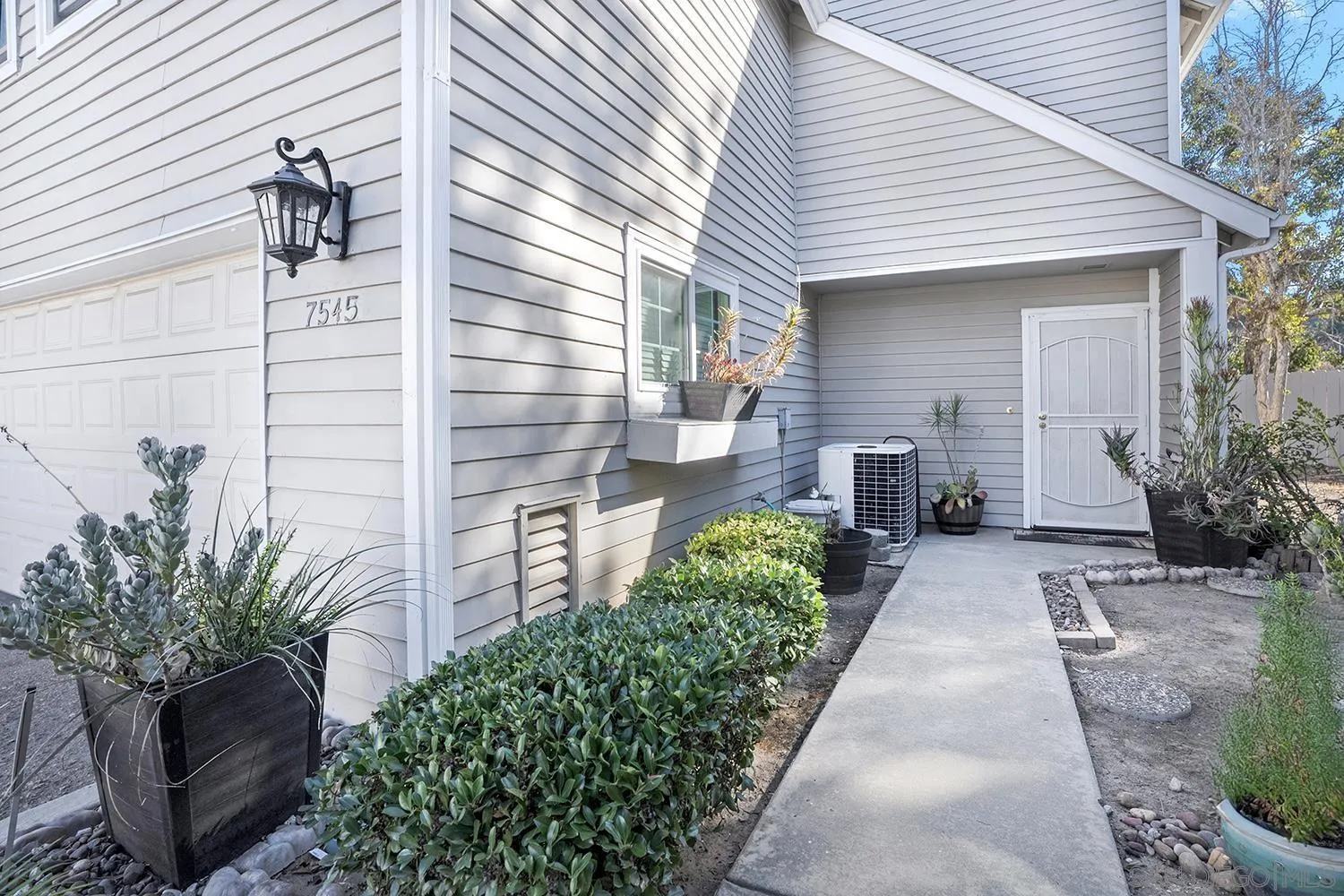 https://cdn.realtyfeed.com/cdn/127/260010730/fc078247d94a263cc67f76c36c92b556.webp