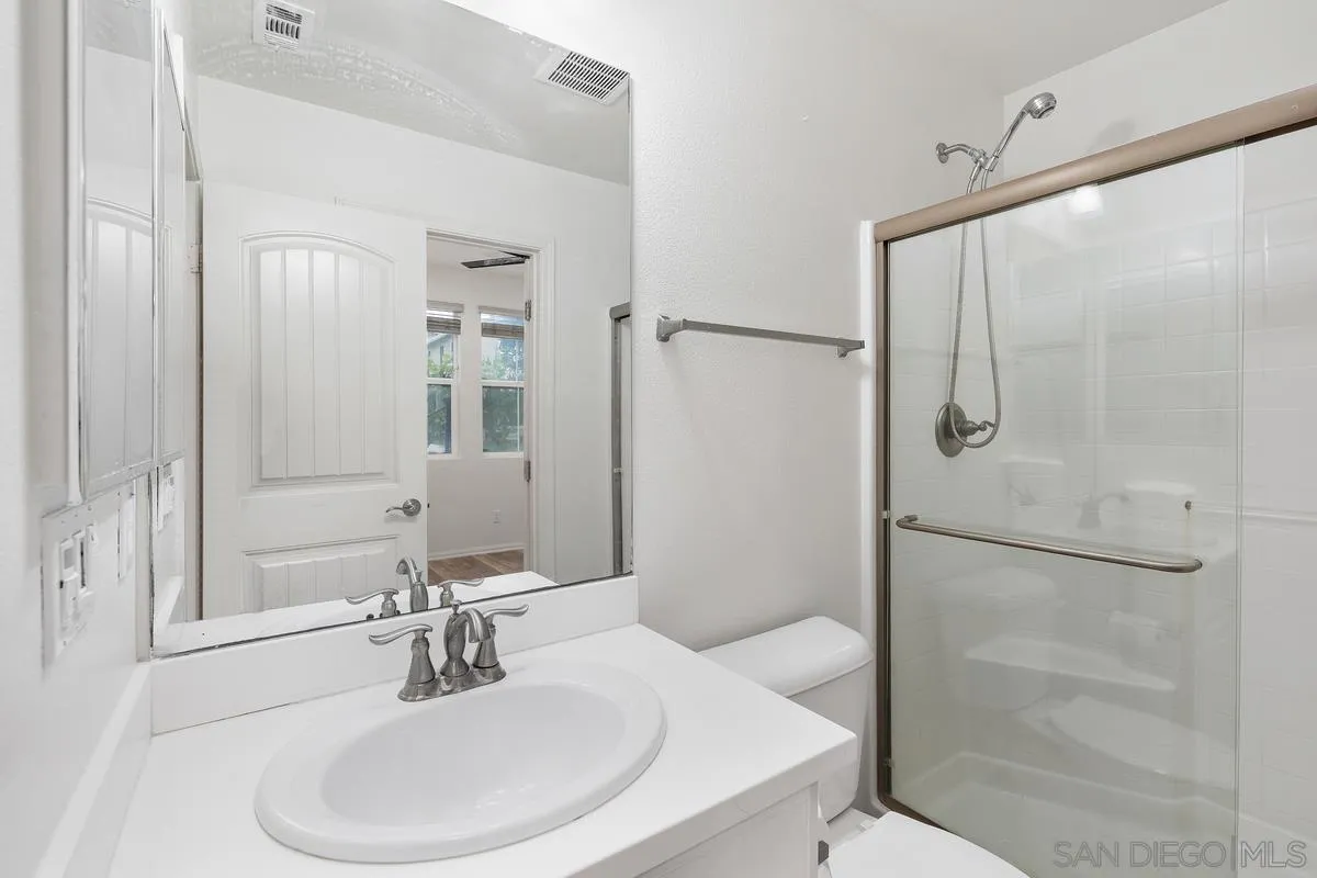https://cdn.realtyfeed.com/cdn/127/260010734/3ff8afcecee54a26fd8e9d942cd98141.webp