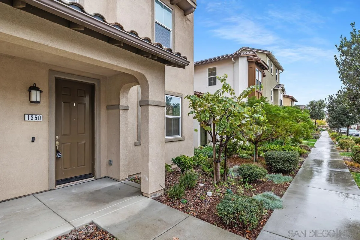https://cdn.realtyfeed.com/cdn/127/260010734/a12a97b676d66f000cb565cde3c69e87.webp