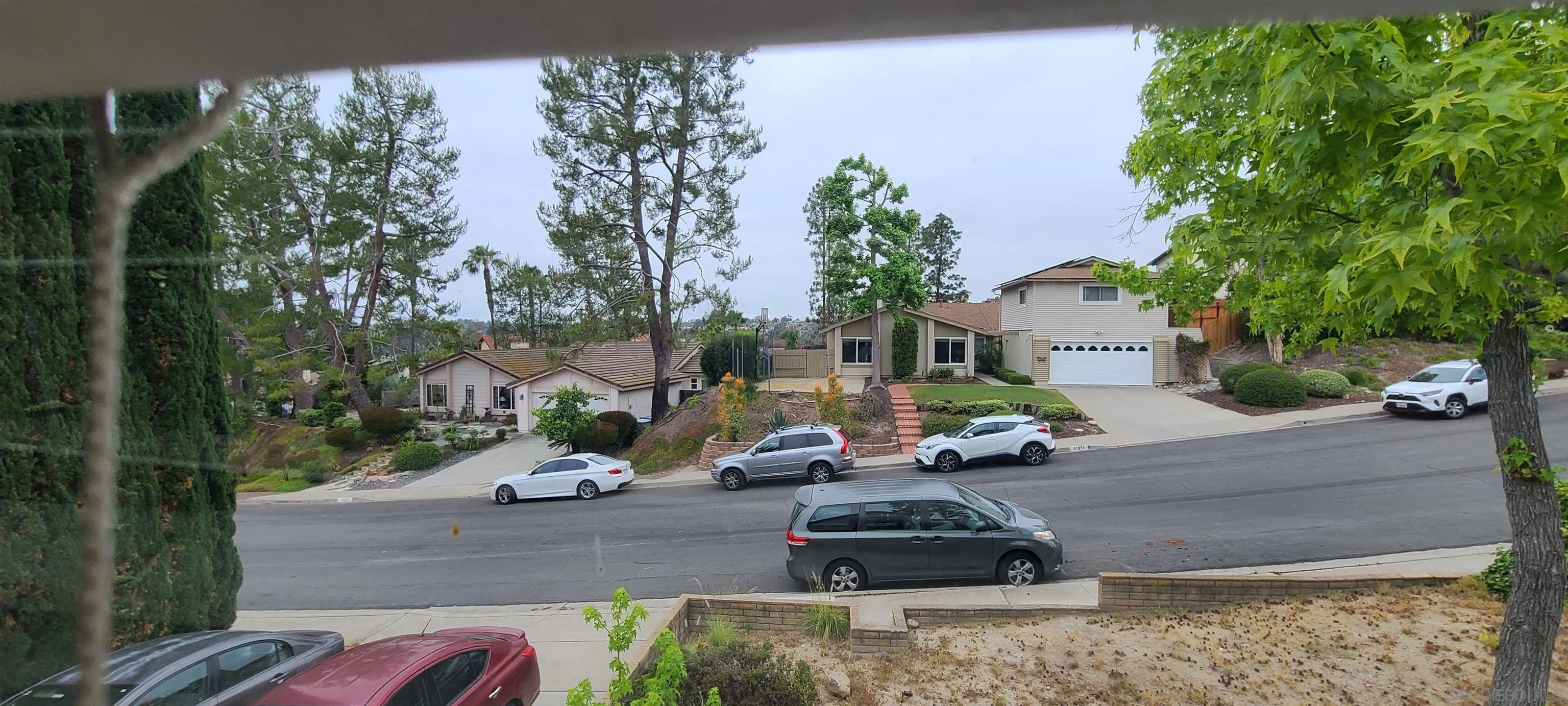https://cdn.realtyfeed.com/cdn/127/260010735/c5b5c14580d8703631c39bff5d0b09a5.webp