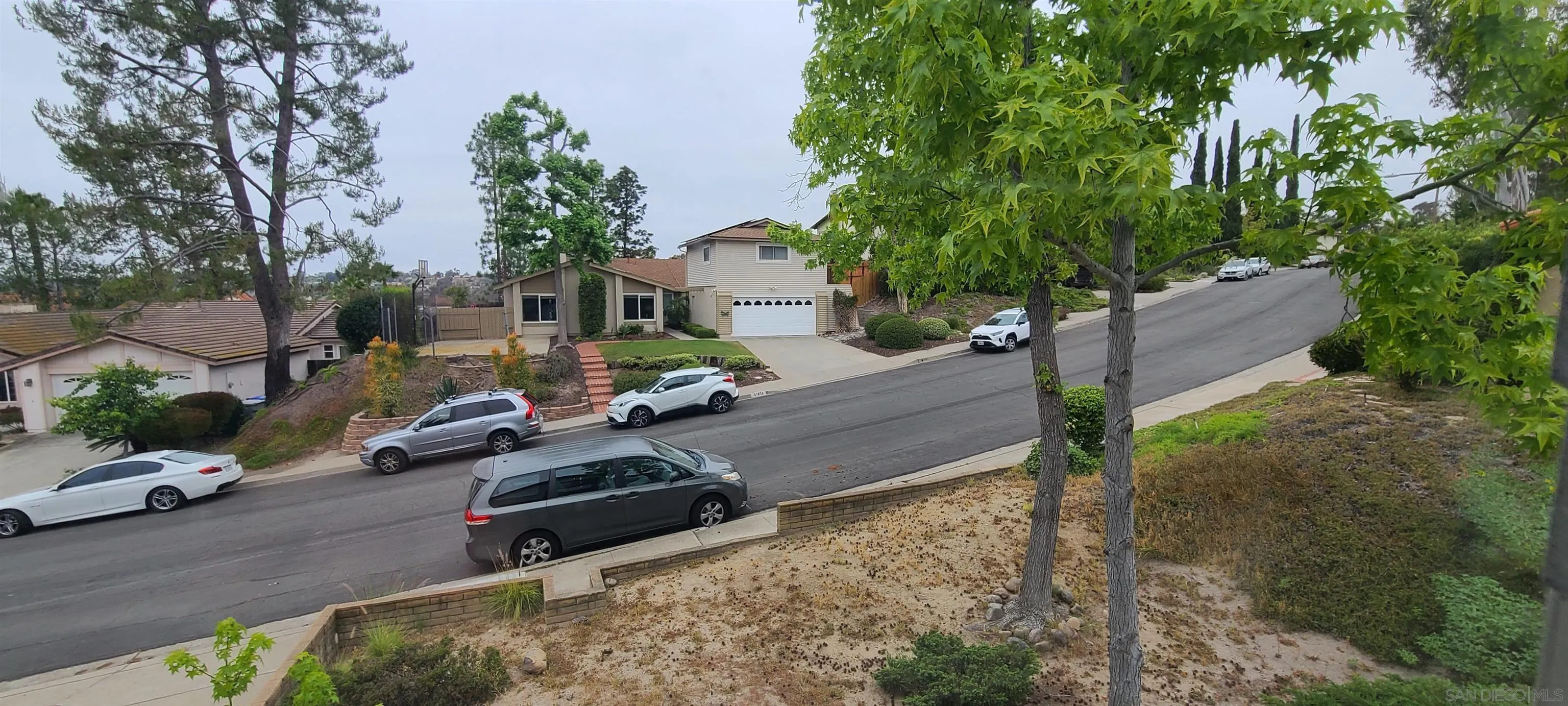 https://cdn.realtyfeed.com/cdn/127/260010735/d1026286765e5ba833d2a6a8eeedad65.webp