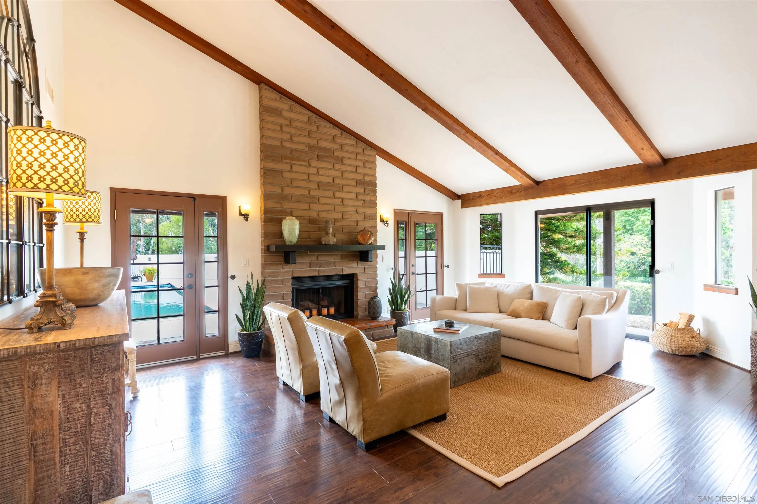 https://cdn.realtyfeed.com/cdn/127/260010737/50c3151d60fec0e35629a0966f072b5a.webp